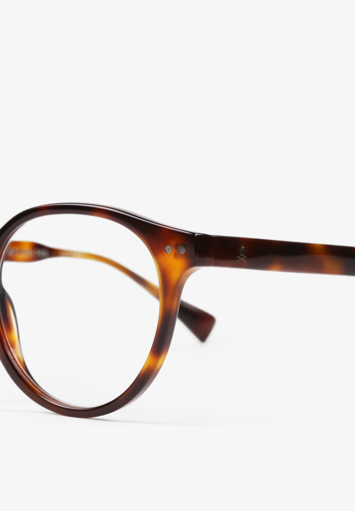 TORTOISESHELL GLASSES