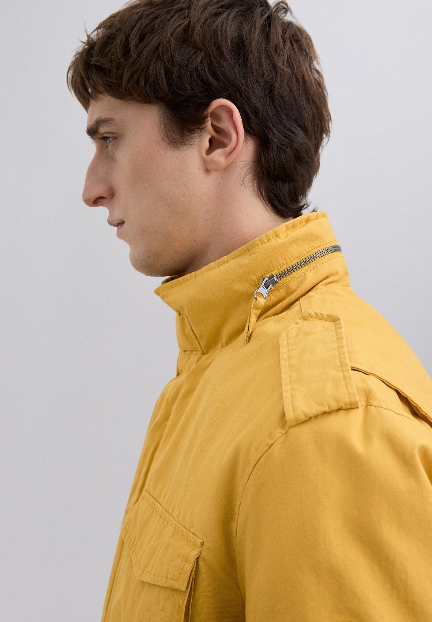 MILITARY JACK MET CAPUCHON