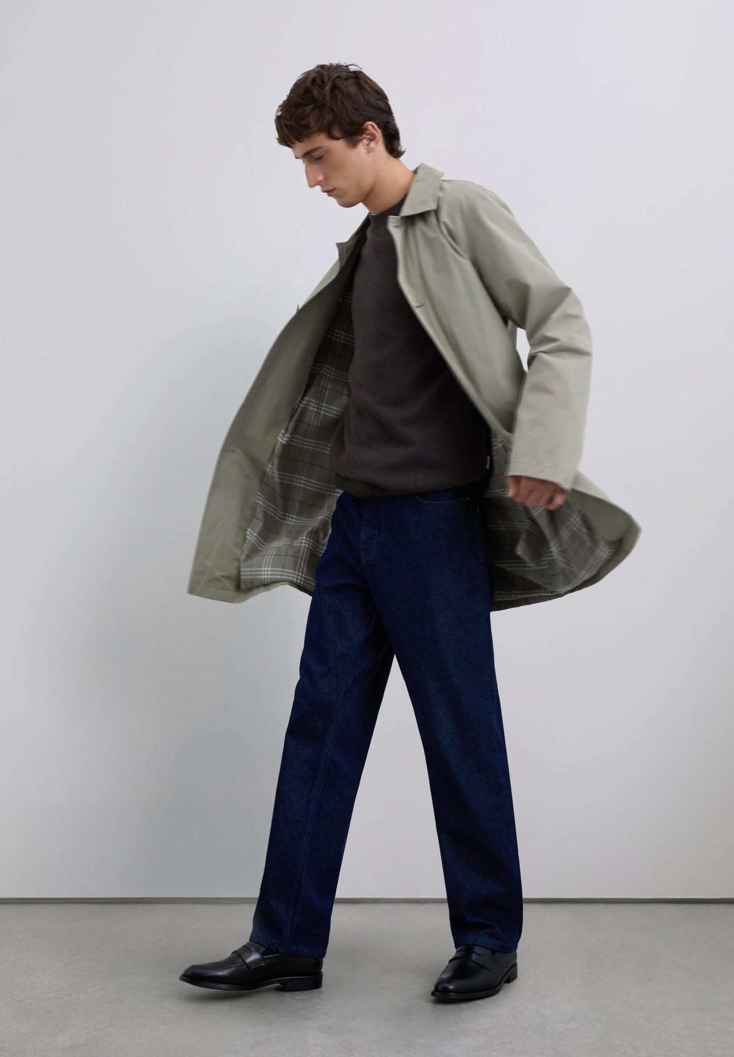 TRENCH COAT WITH SKULL