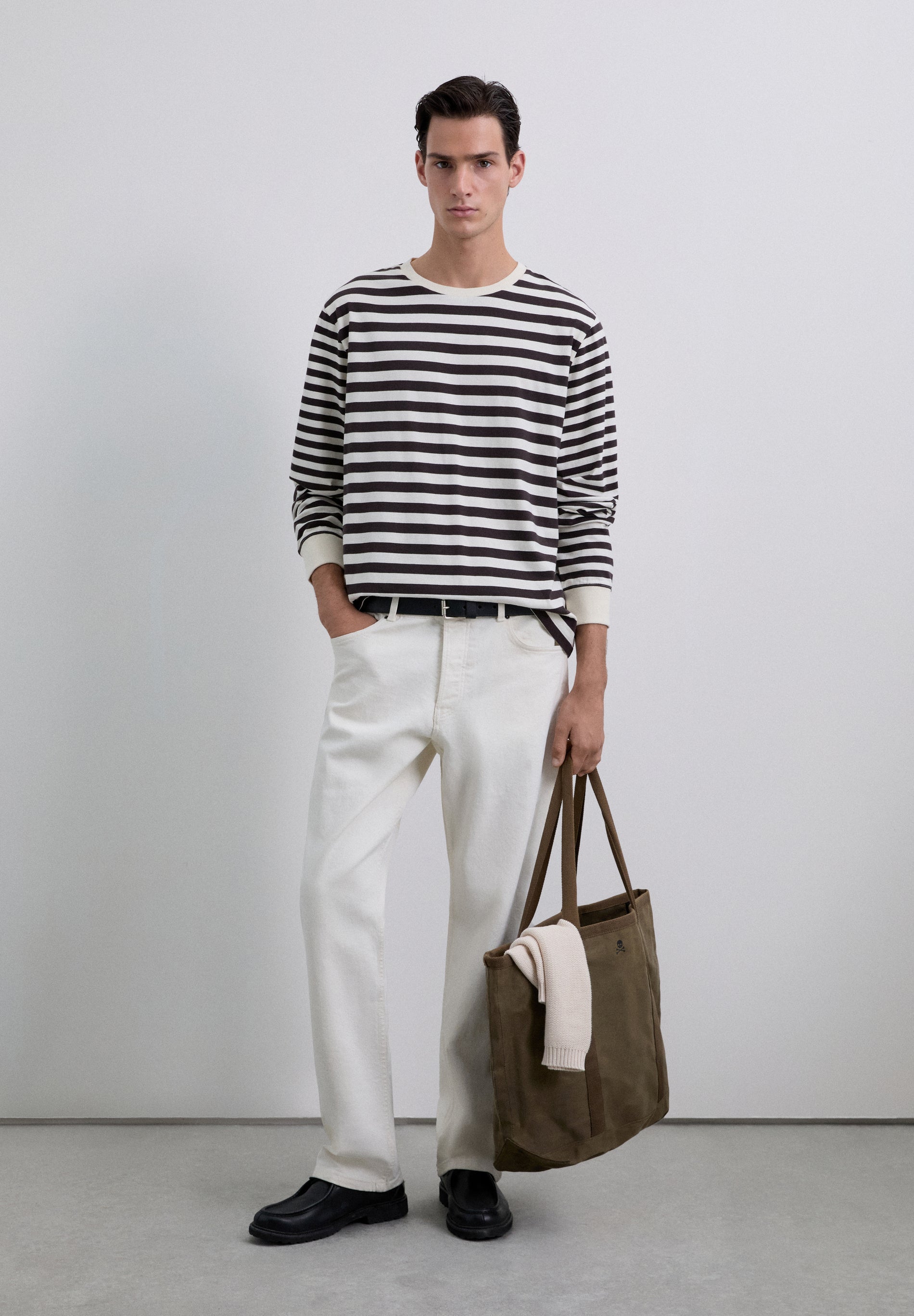 GESTREIFTES SHIRT MIT LANGEN ÄRMELN