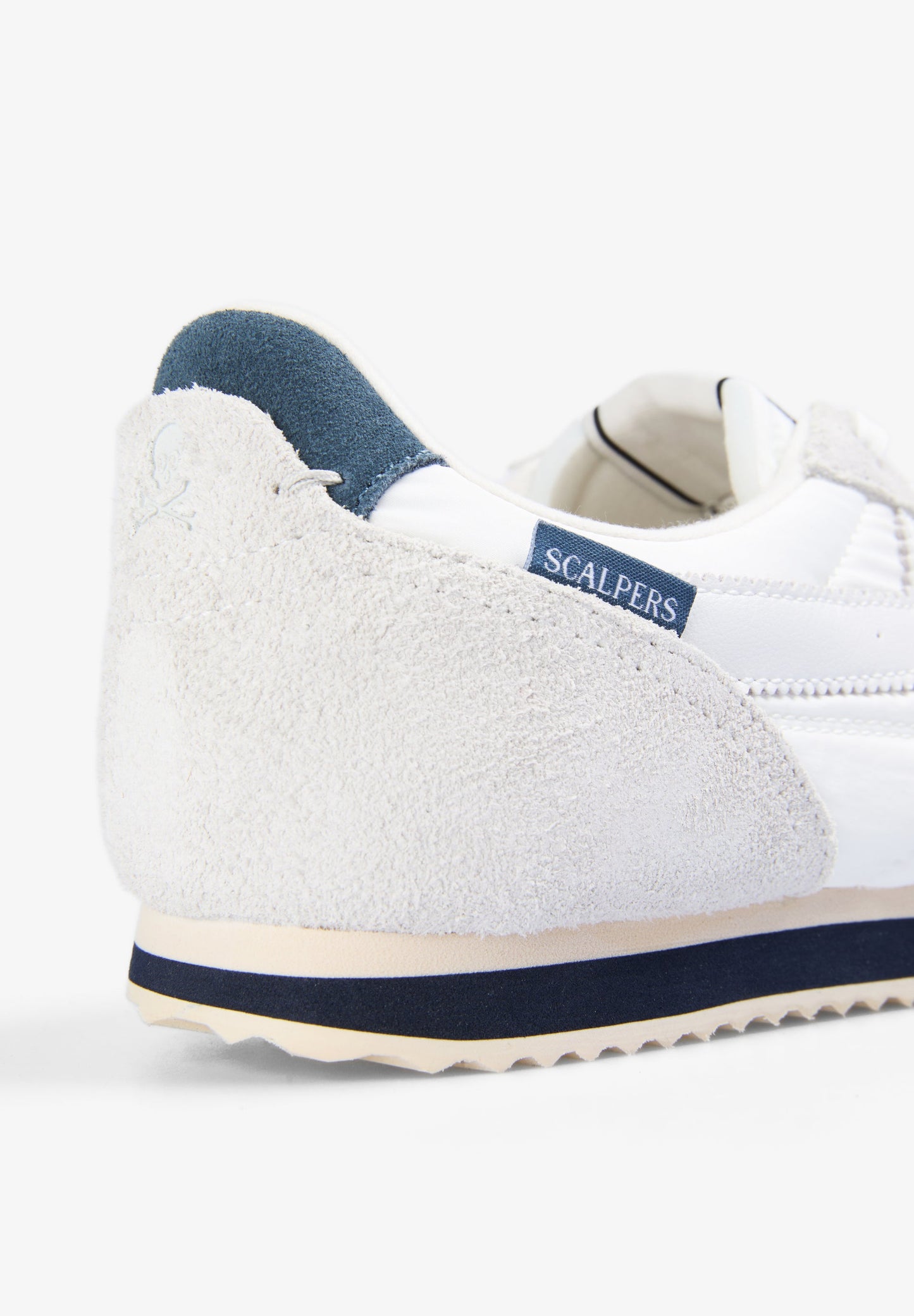 SNEAKERS IN RETROSTIJL