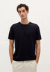 BASIC LIGHTWEIGHT T-SHIRT