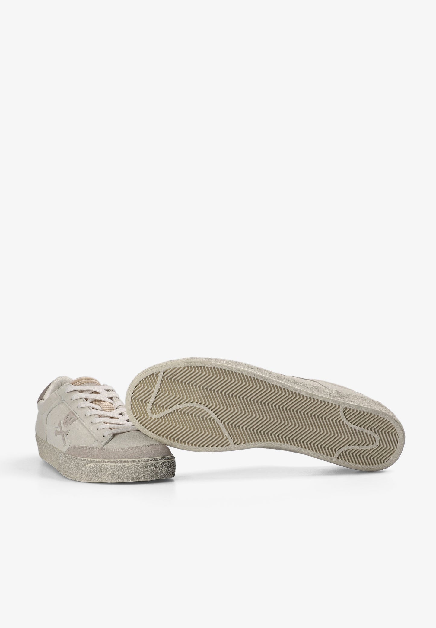 SUEDE SNEAKERS WITH SKULL