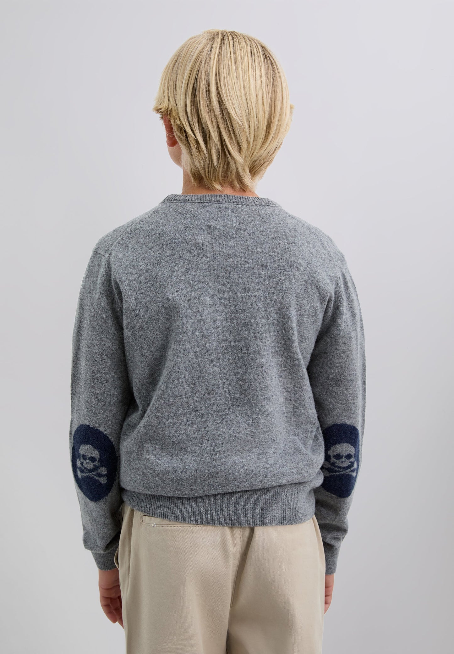 WOLLEN TRUI DOODSHOOFD