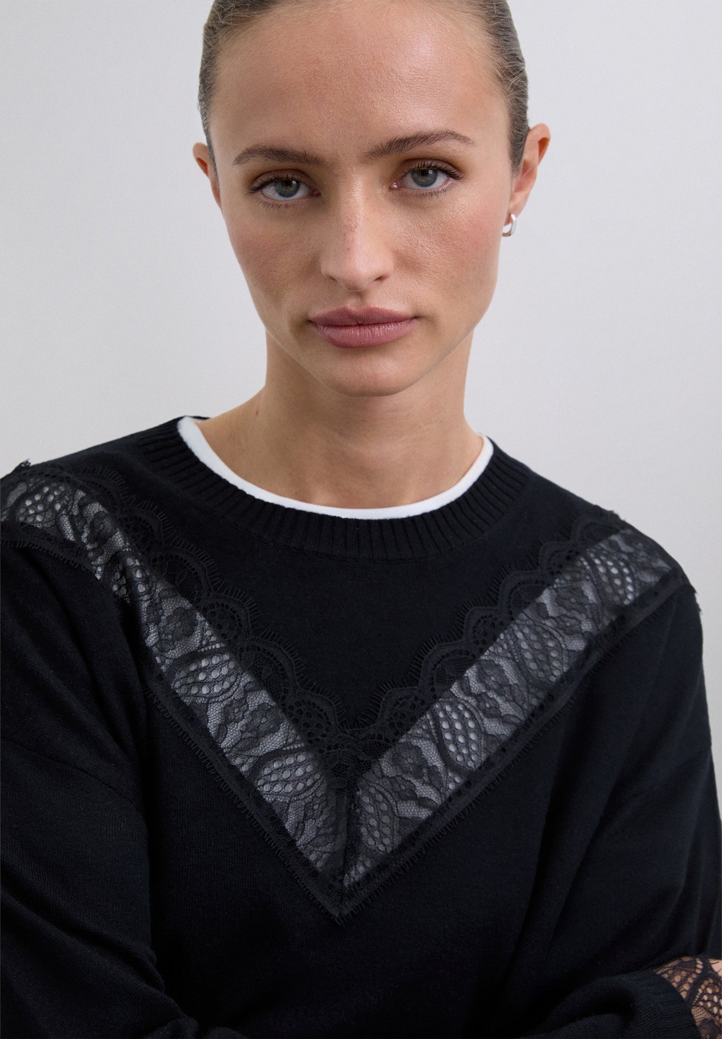 LACE DETAIL SWEATER