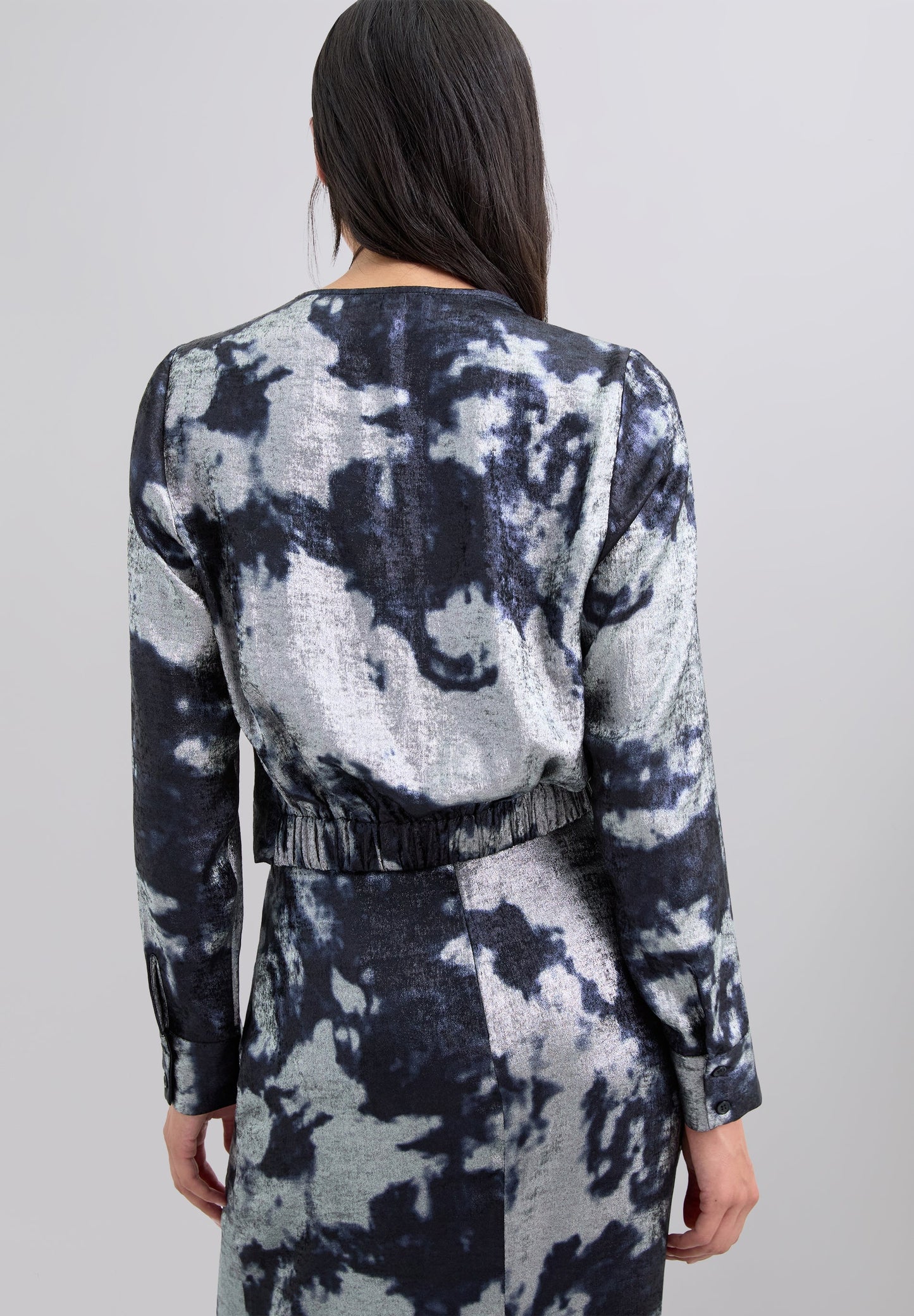 TIE DYE BLOUSE METALLIC DETAILS