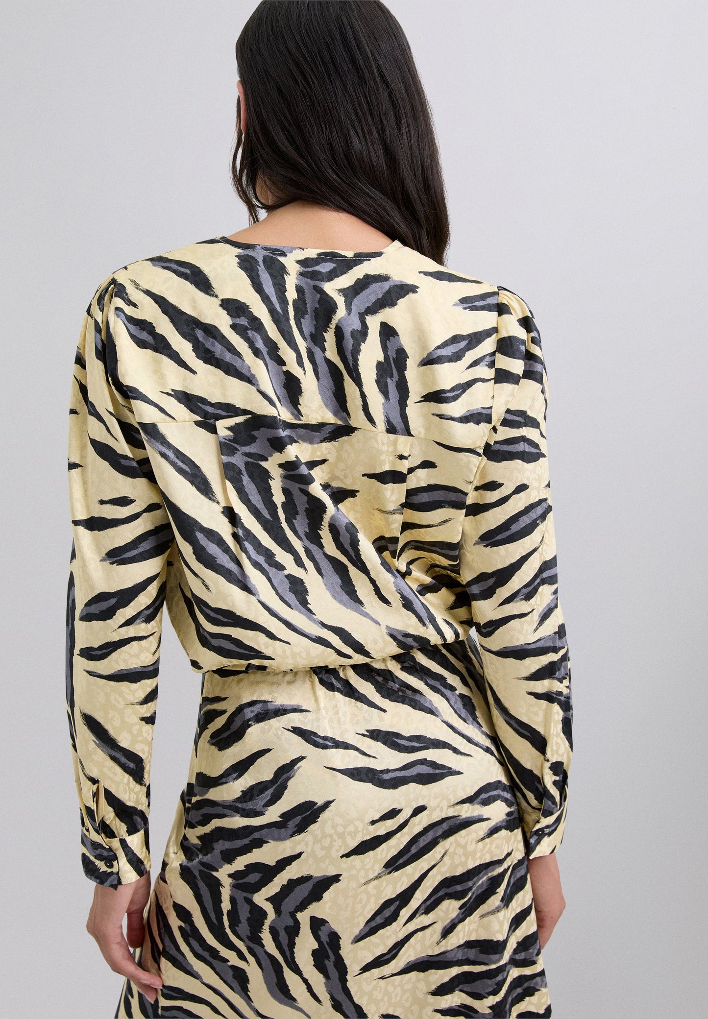 BLOUSE SATIJN DIERENPRINT
