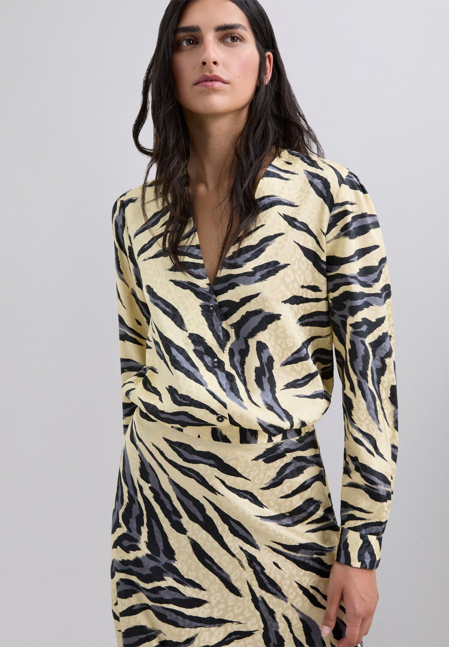 BLOUSE SATIJN DIERENPRINT