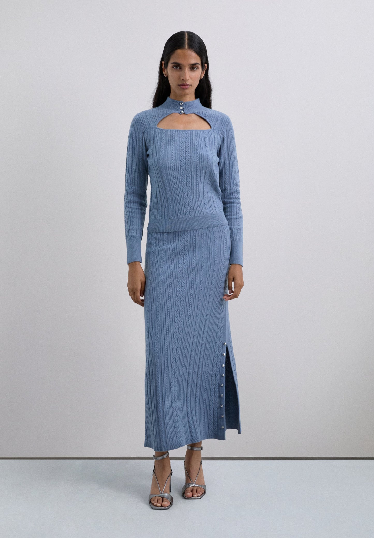 CABLE KNIT SKIRT WITH SLIT