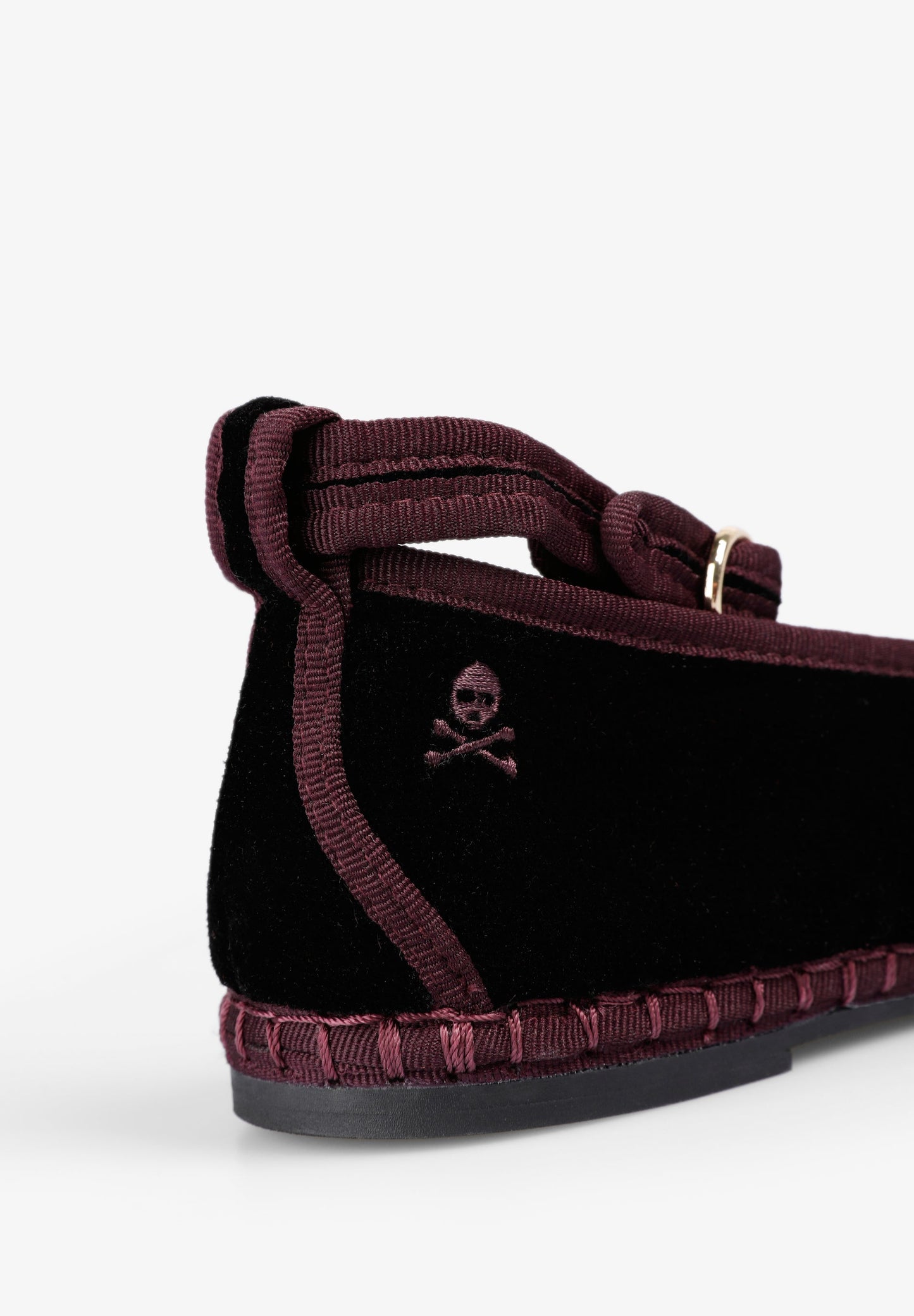 FLUWELEN BALLERINA'S MET ENKELBANDJE