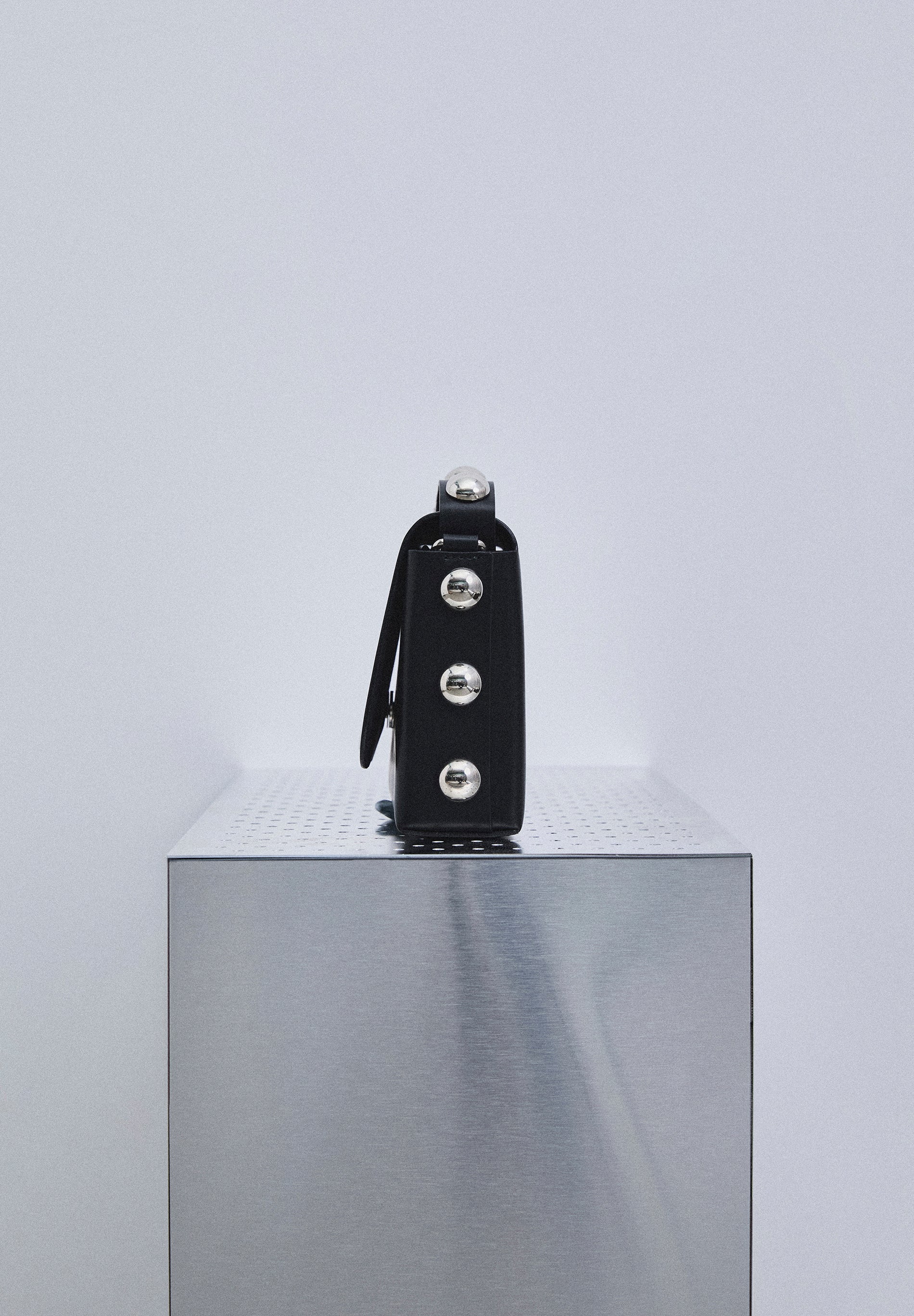 MINITAS 100% LEER STUDS