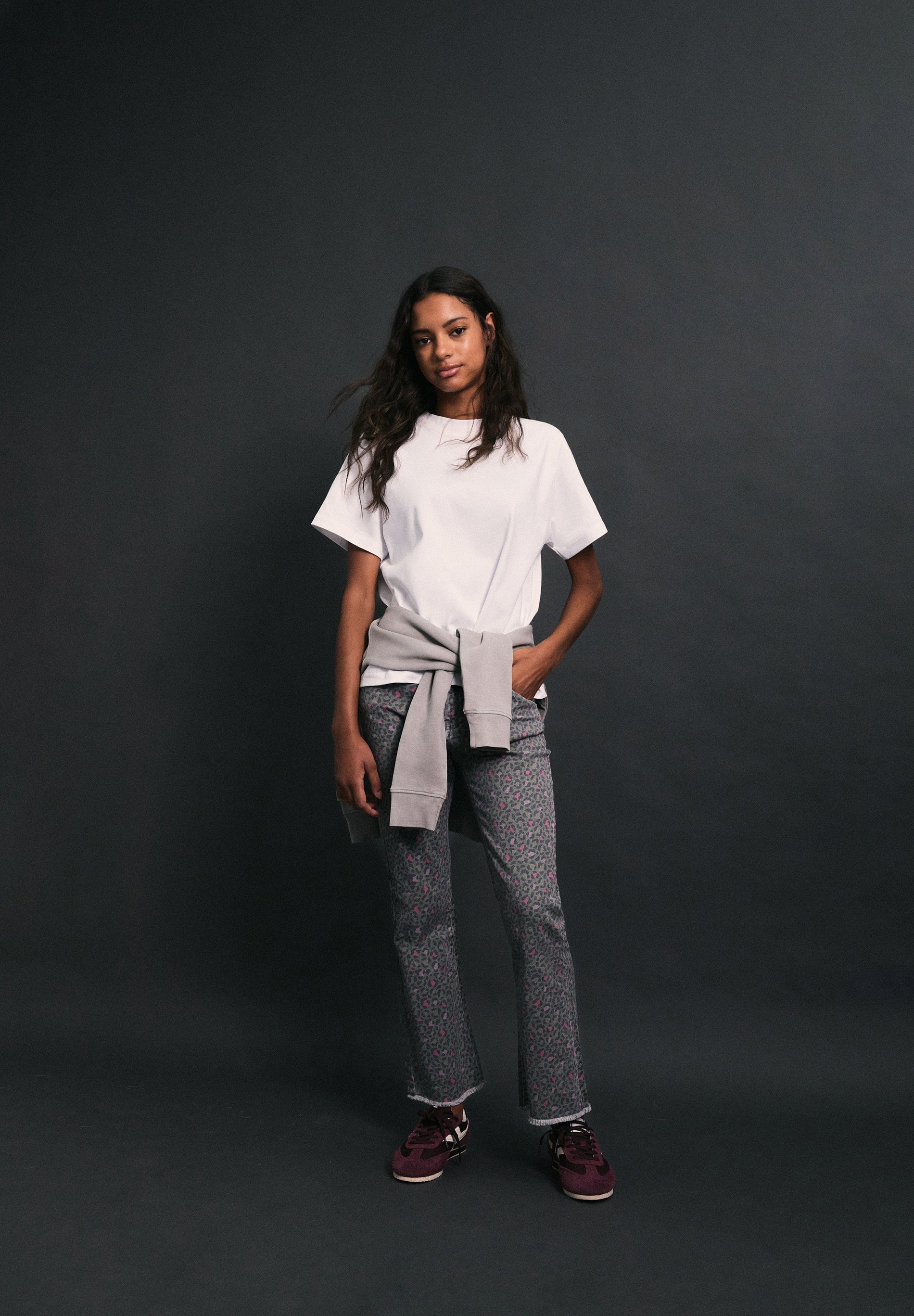 PANTALÓN FLARE ESTAMPADO