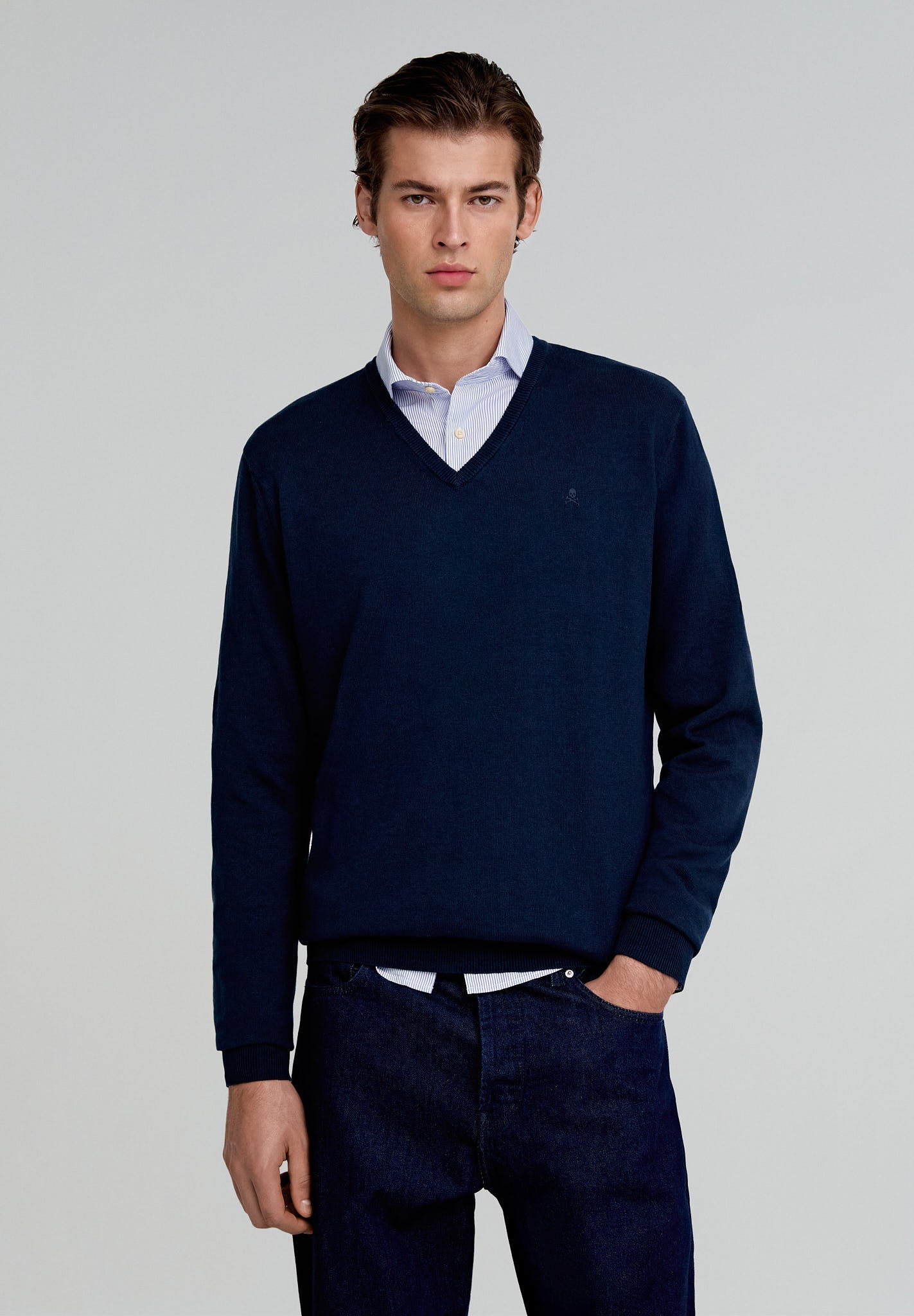 PULL BASIQUE BRODÉ EN COTON