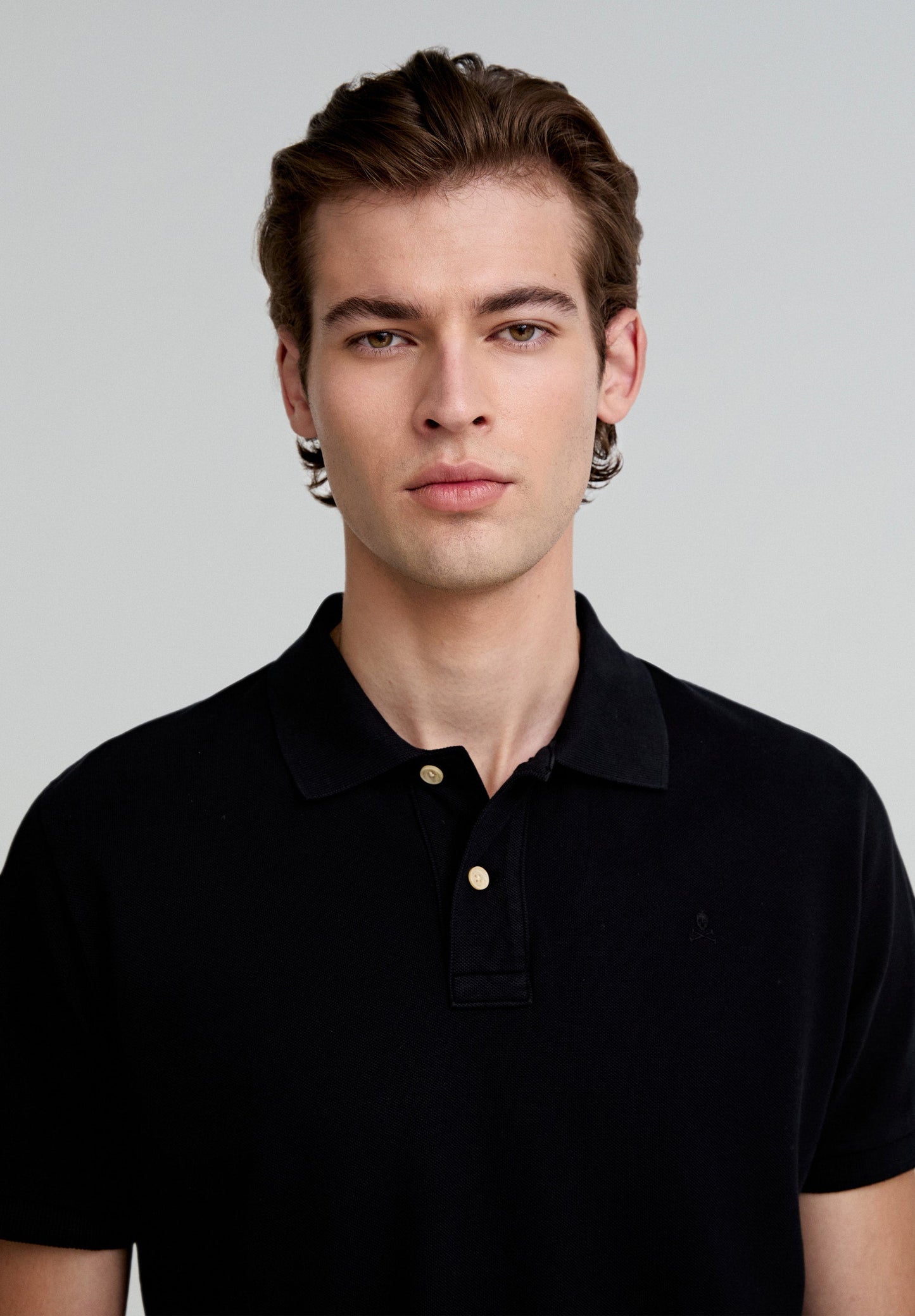 BASIC-POLOSHIRT MIT TOTENKOPF