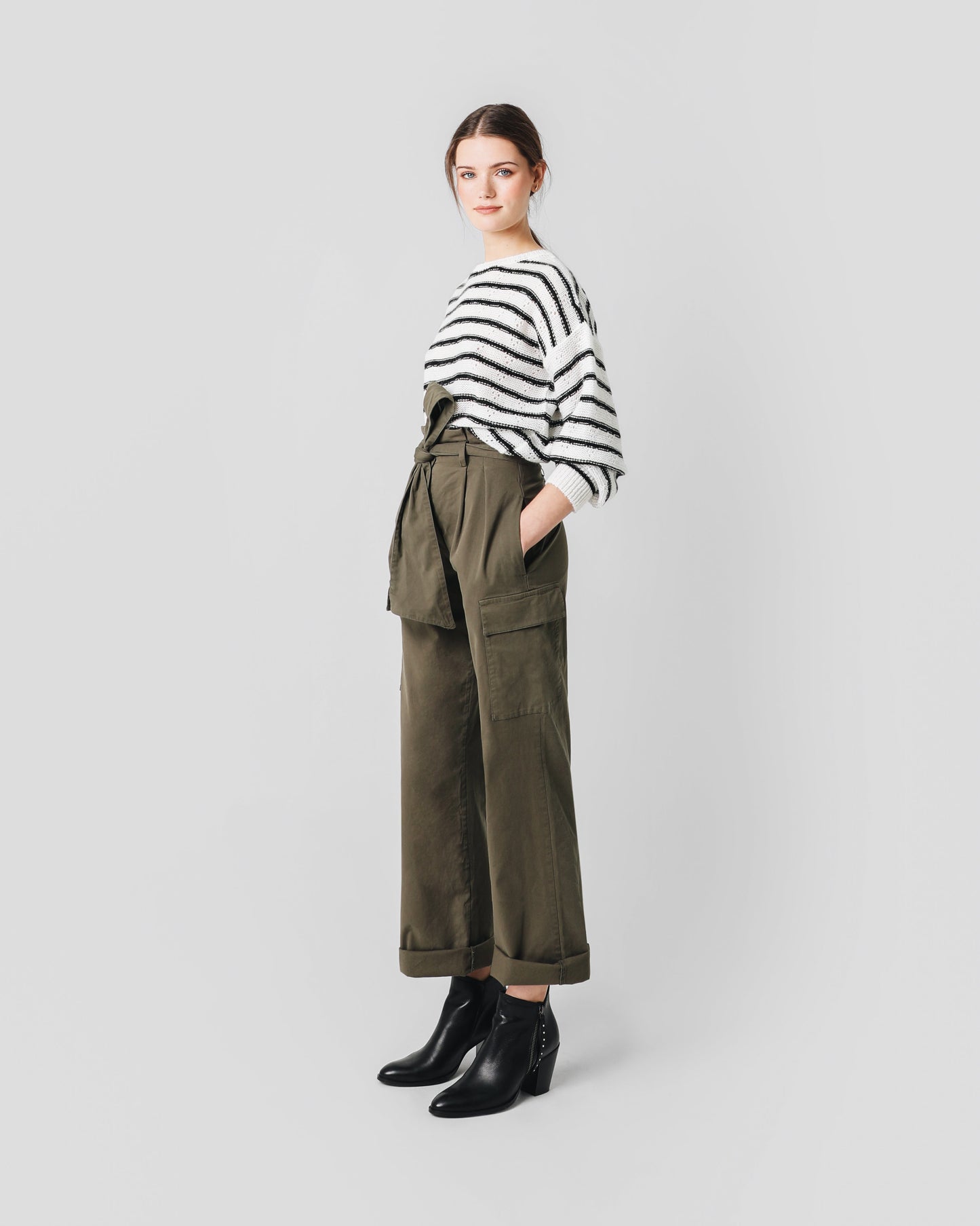 PANTALON JAPO SARGA BOLSILLOS KAKHI