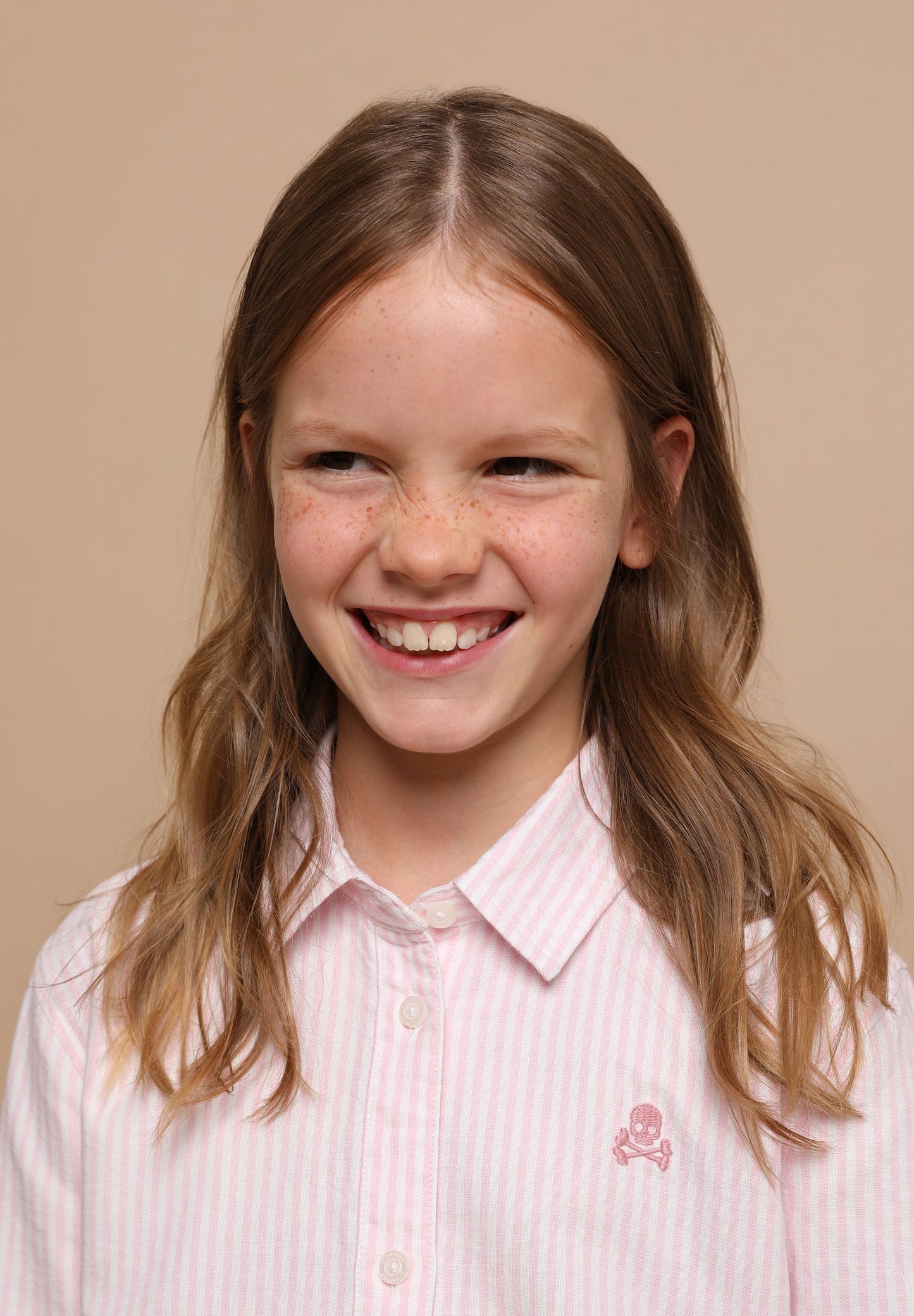 SHIRT WITH RUFFLED BACK