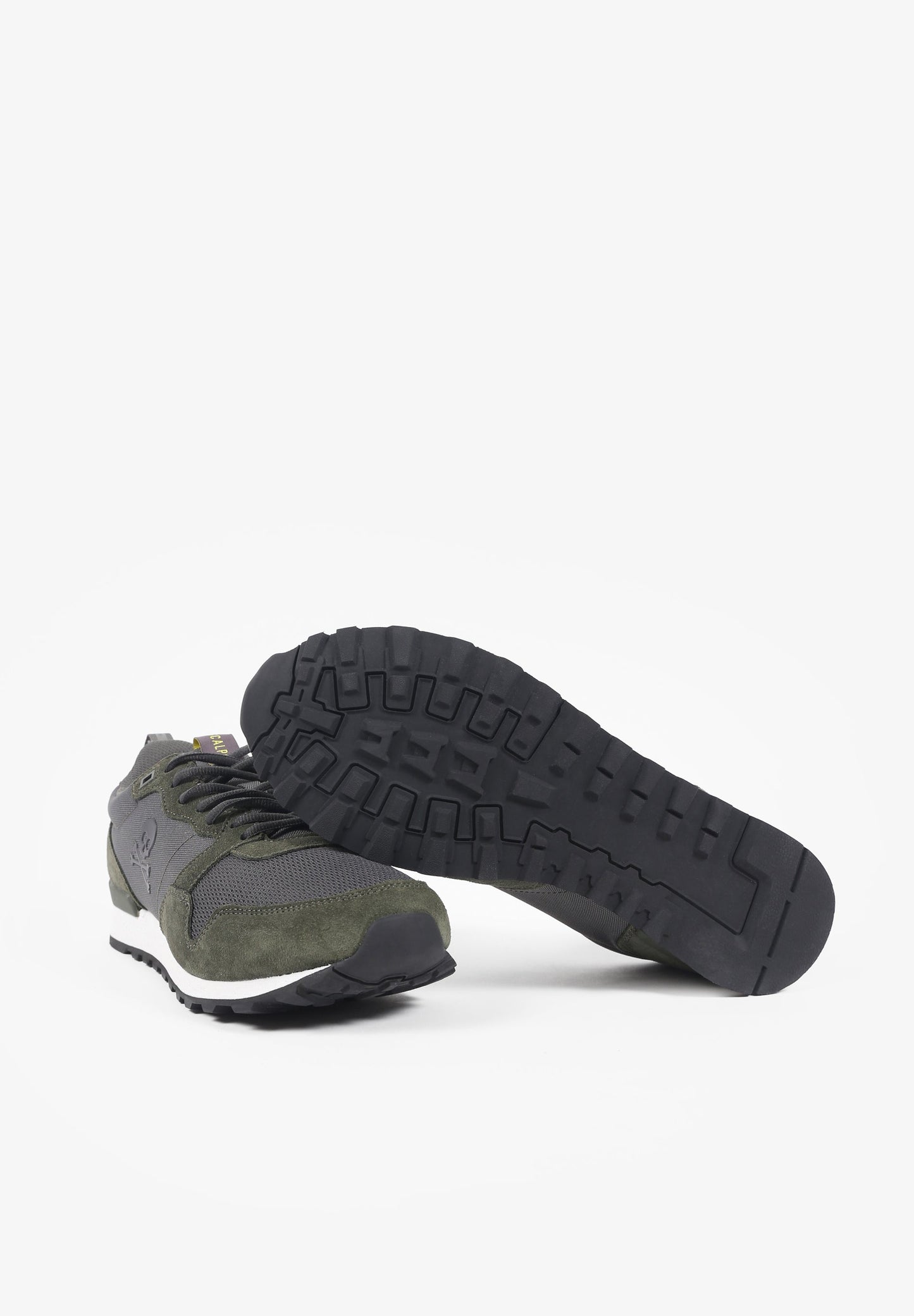 CANADIAN SUEDE SNEAKERS