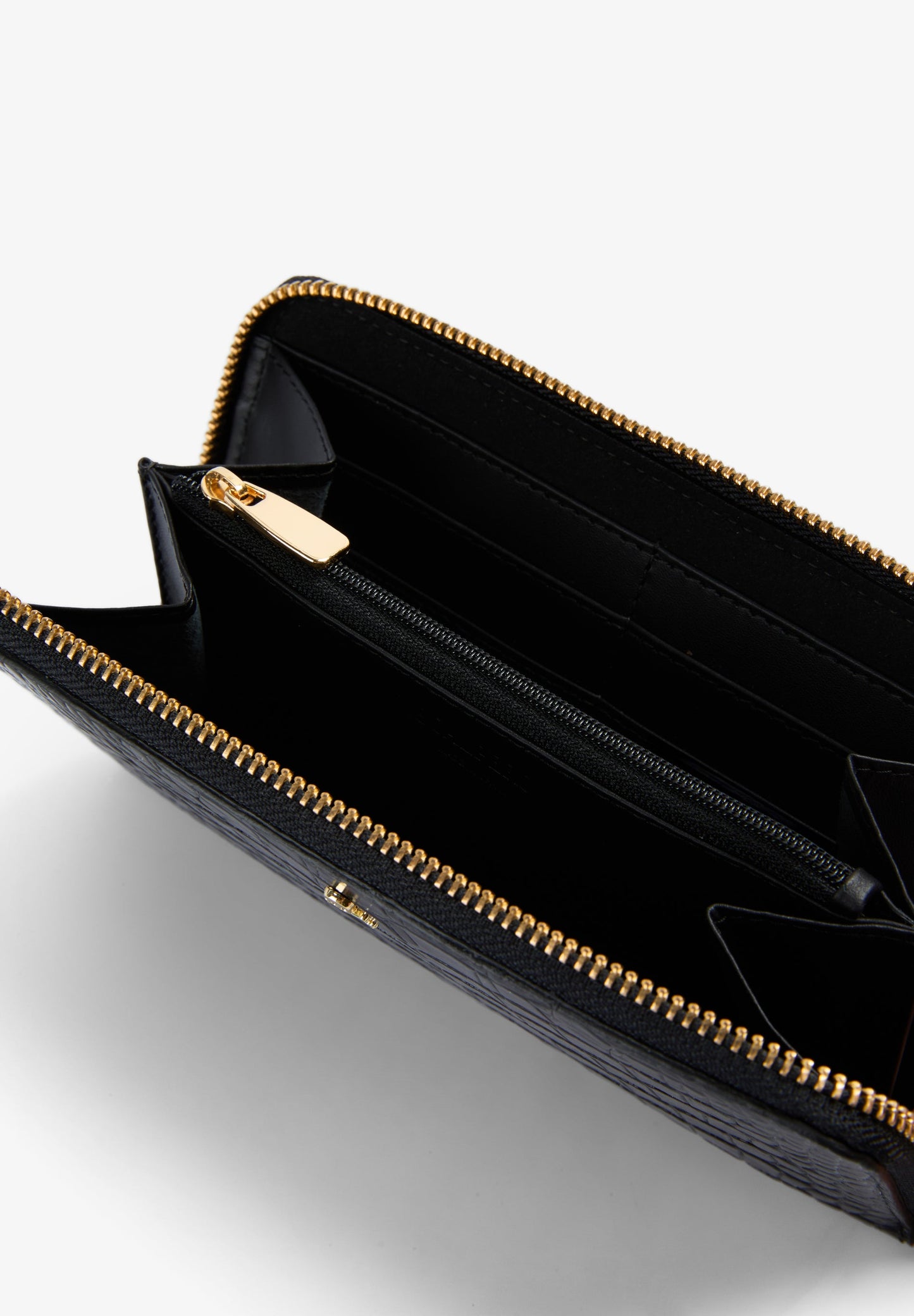 ENGRAVED LEATHER WALLET