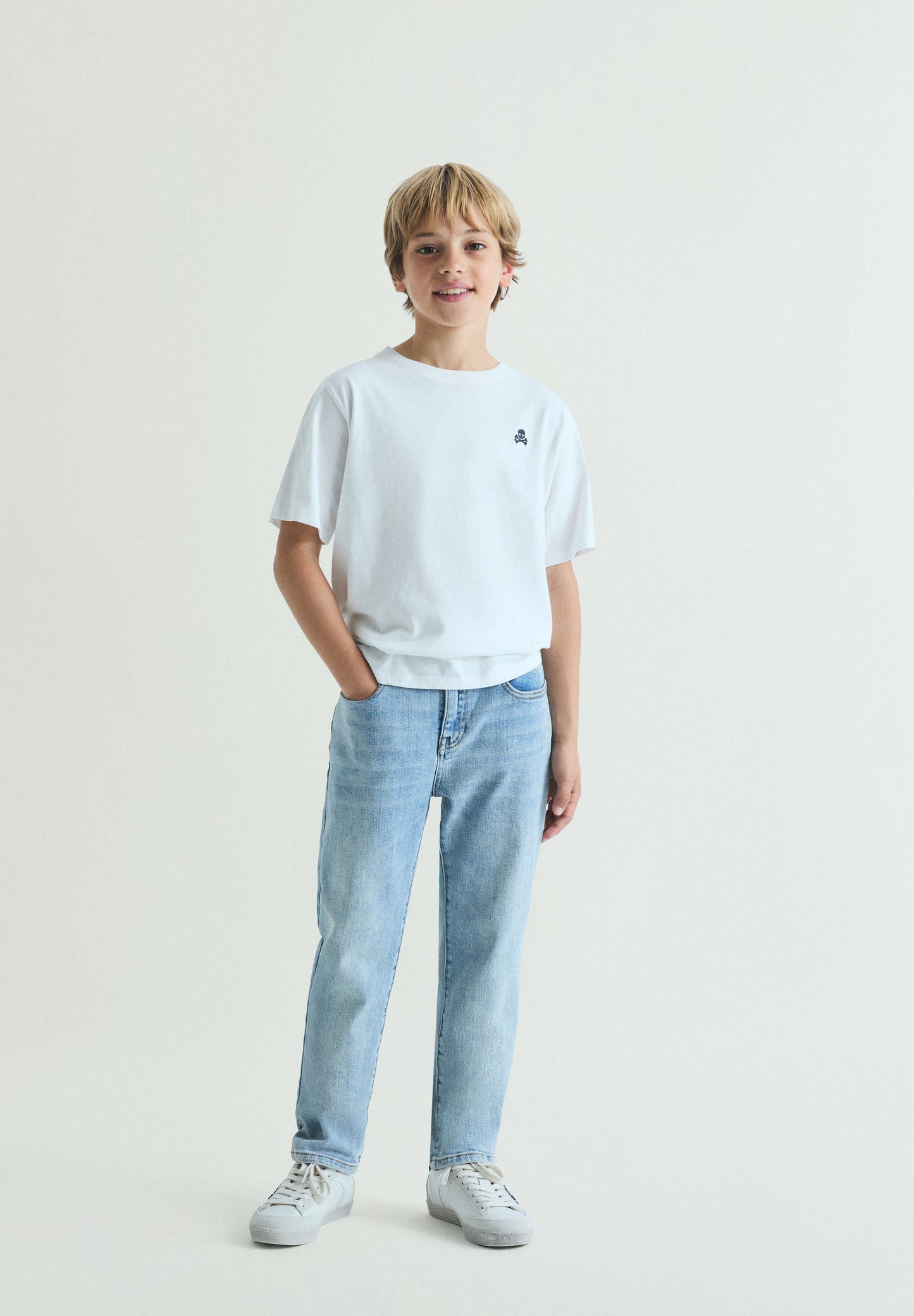 DENIM JEANS SLIM FIT
