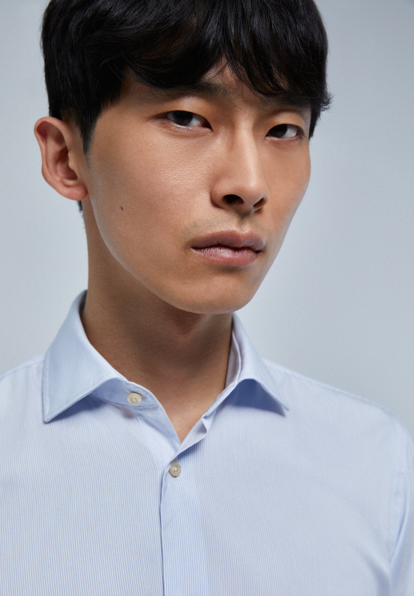 MIXED CUFF DRESS SHIRT