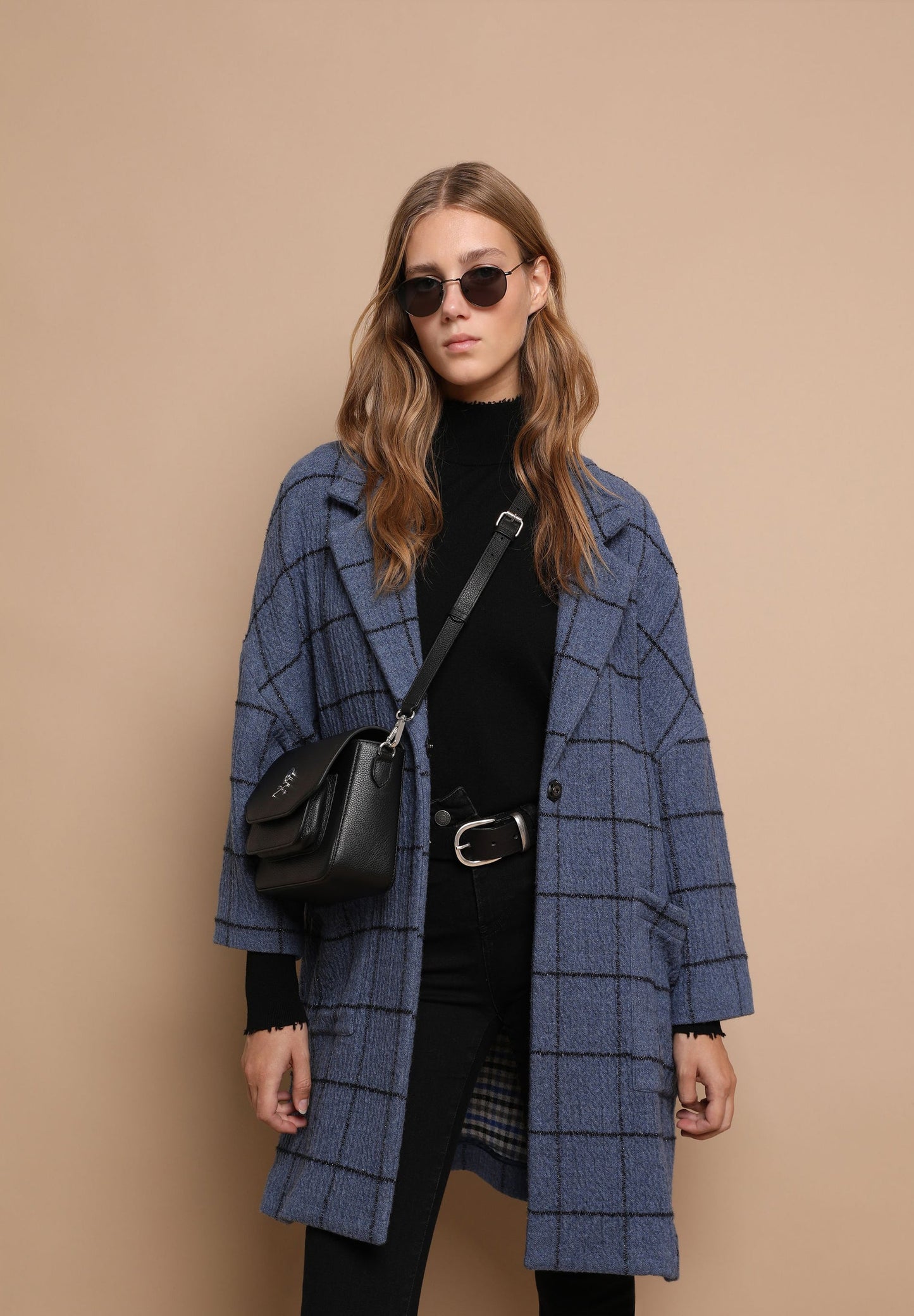 LEATHER BAG METAL SKULL