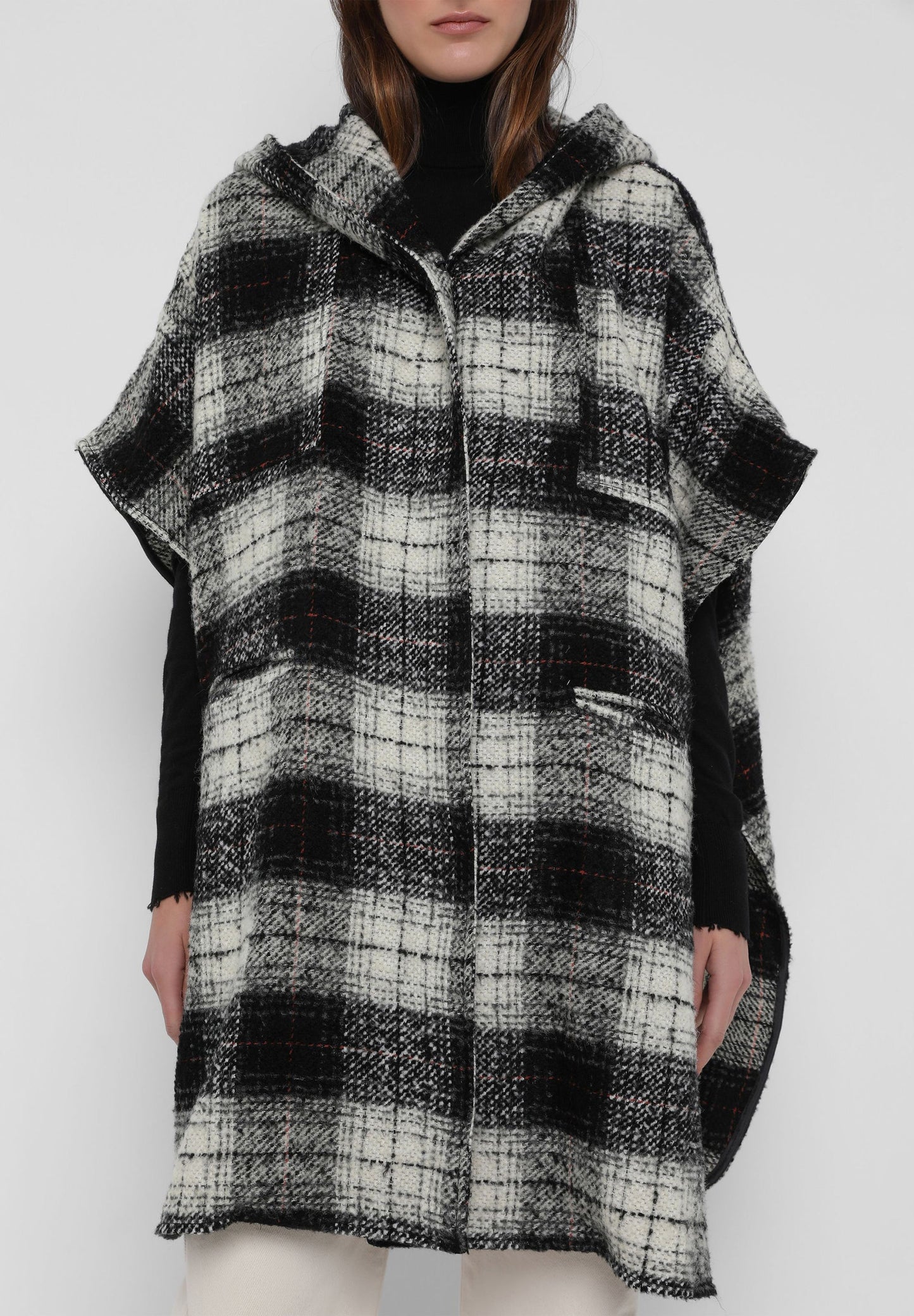 LIGHTWEIGHT CHECKED CAPE