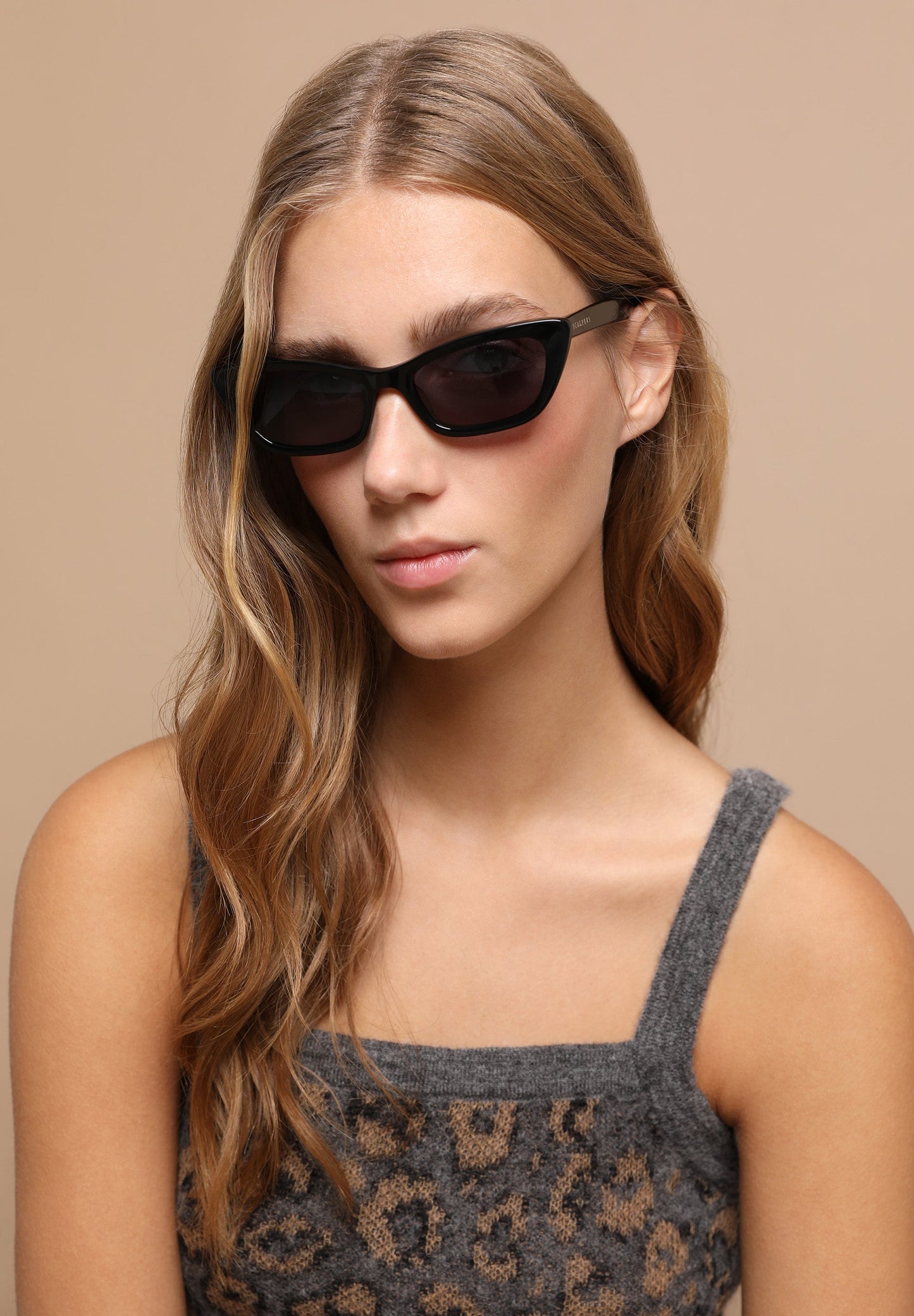 ANIMAL PRINT KNIT TOP