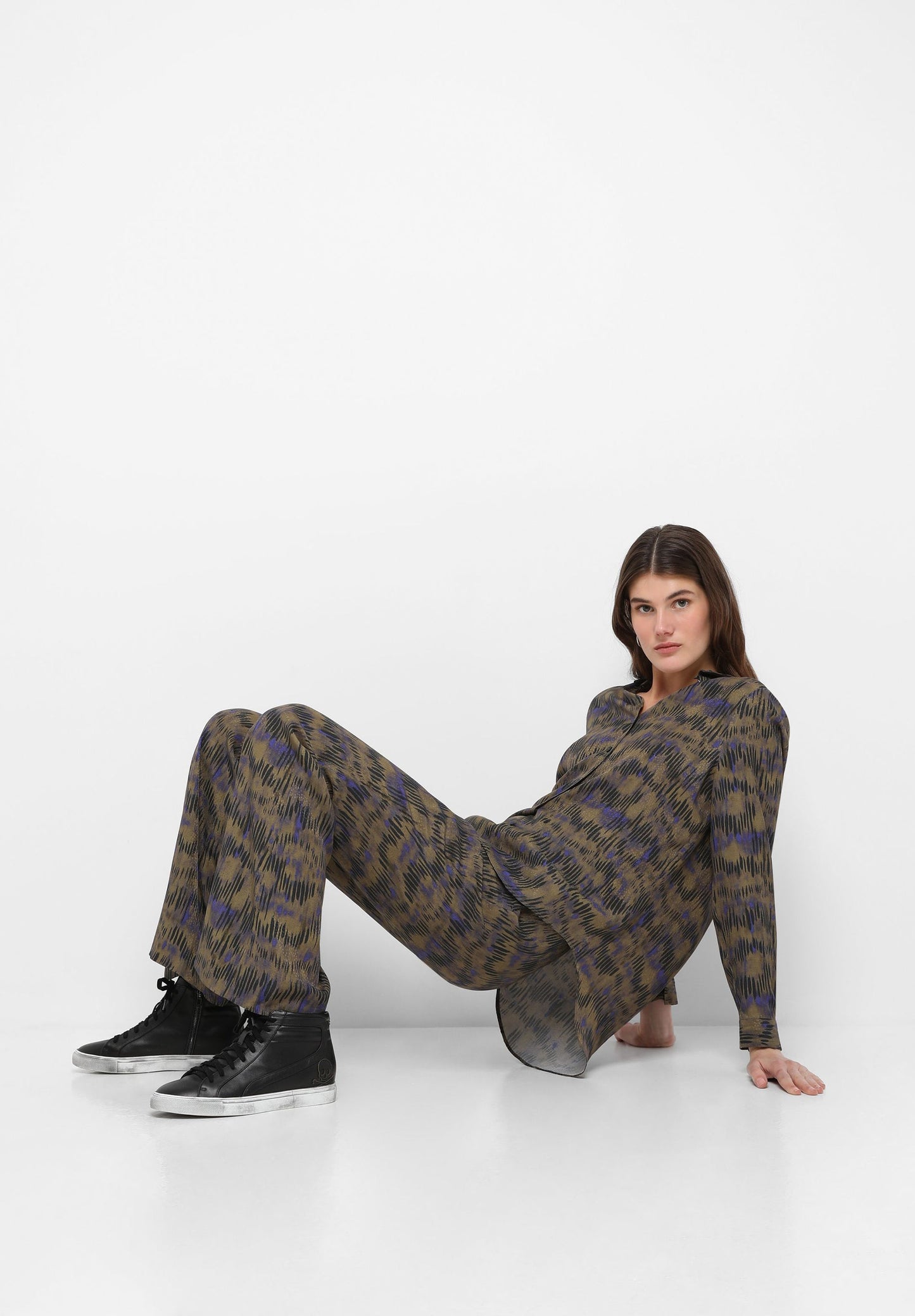 FLOWING PRINTED TROUSERS