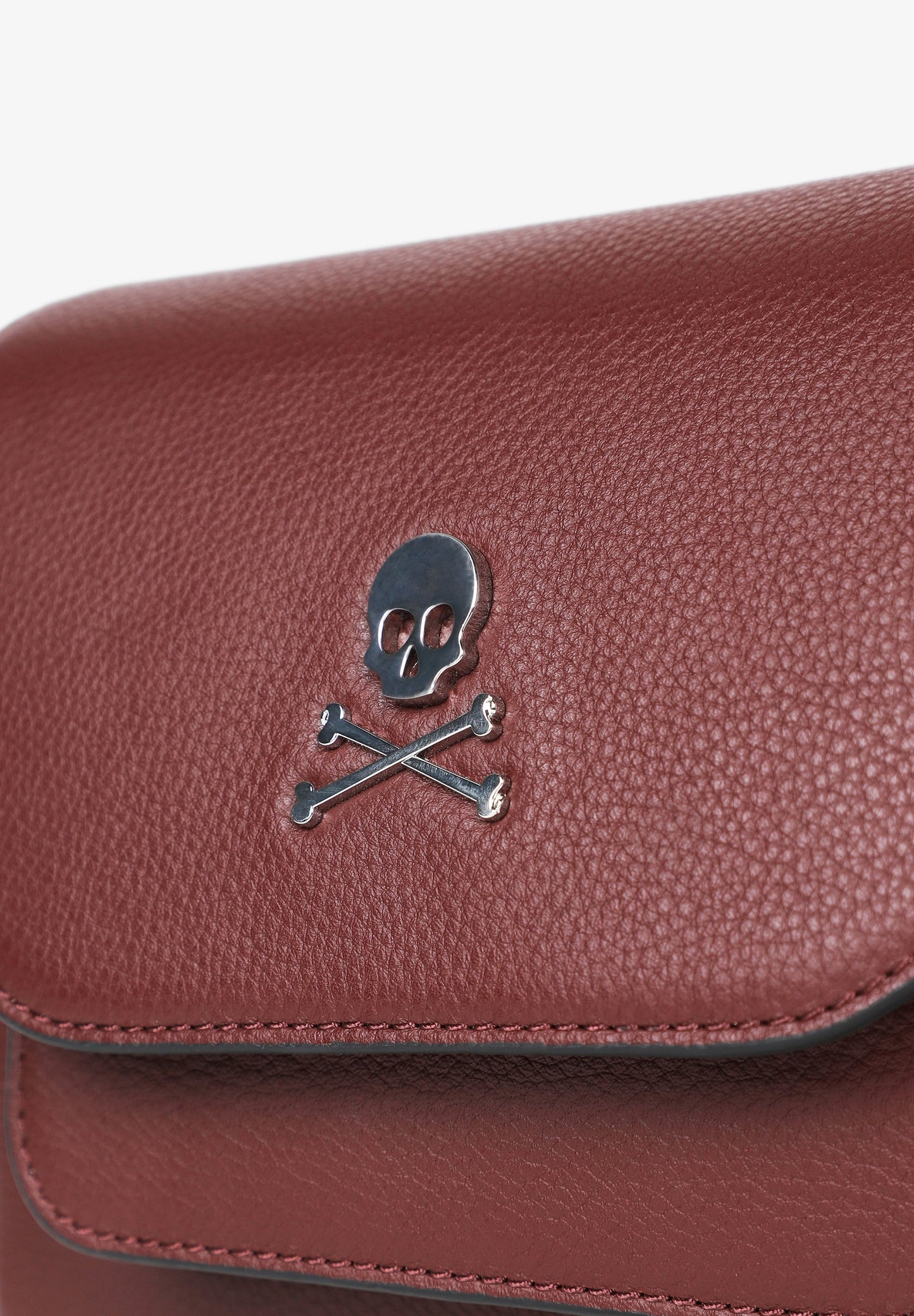 LEATHER BAG METAL SKULL