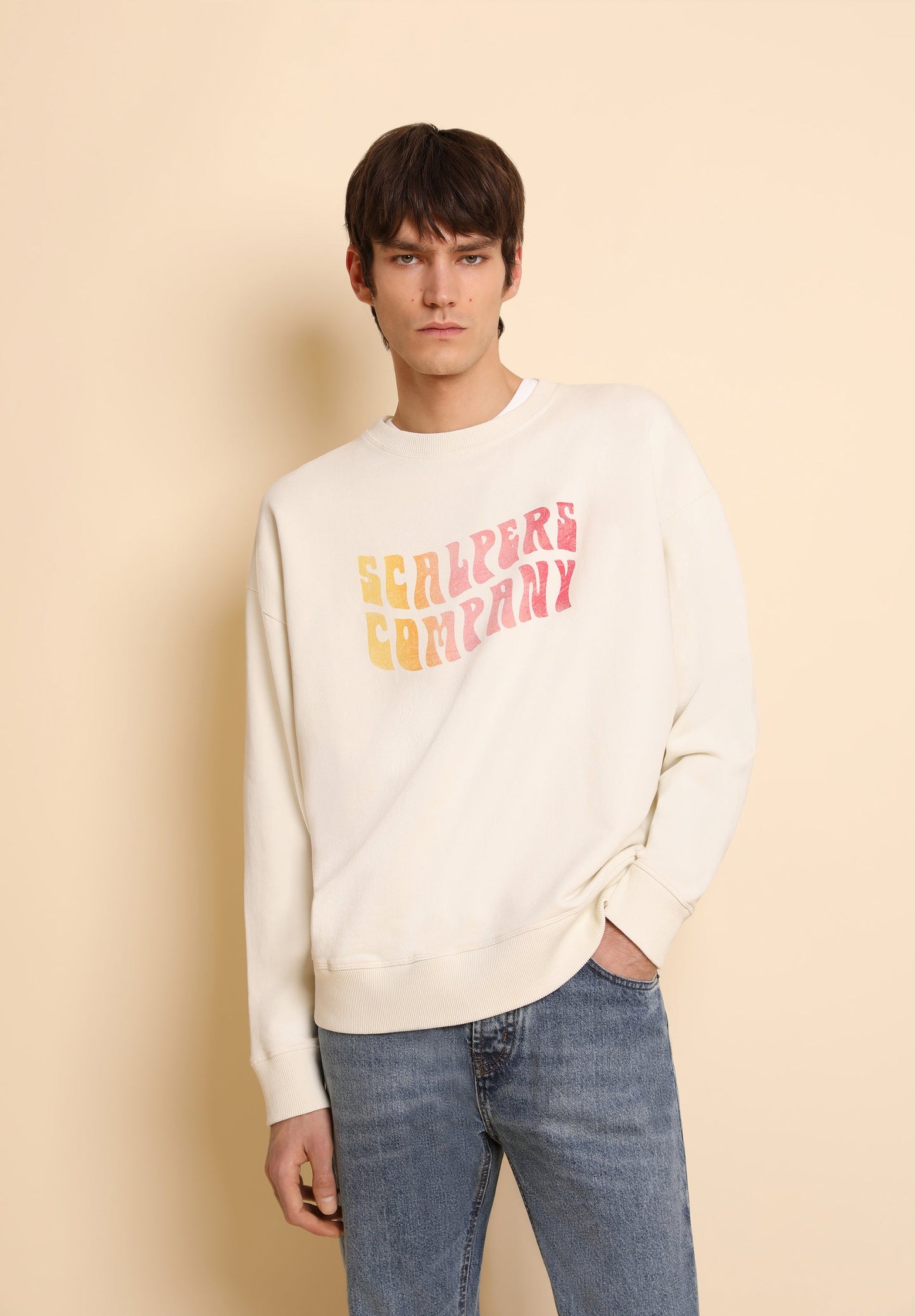 SWEATSHIRT WITH RETRO PRINT