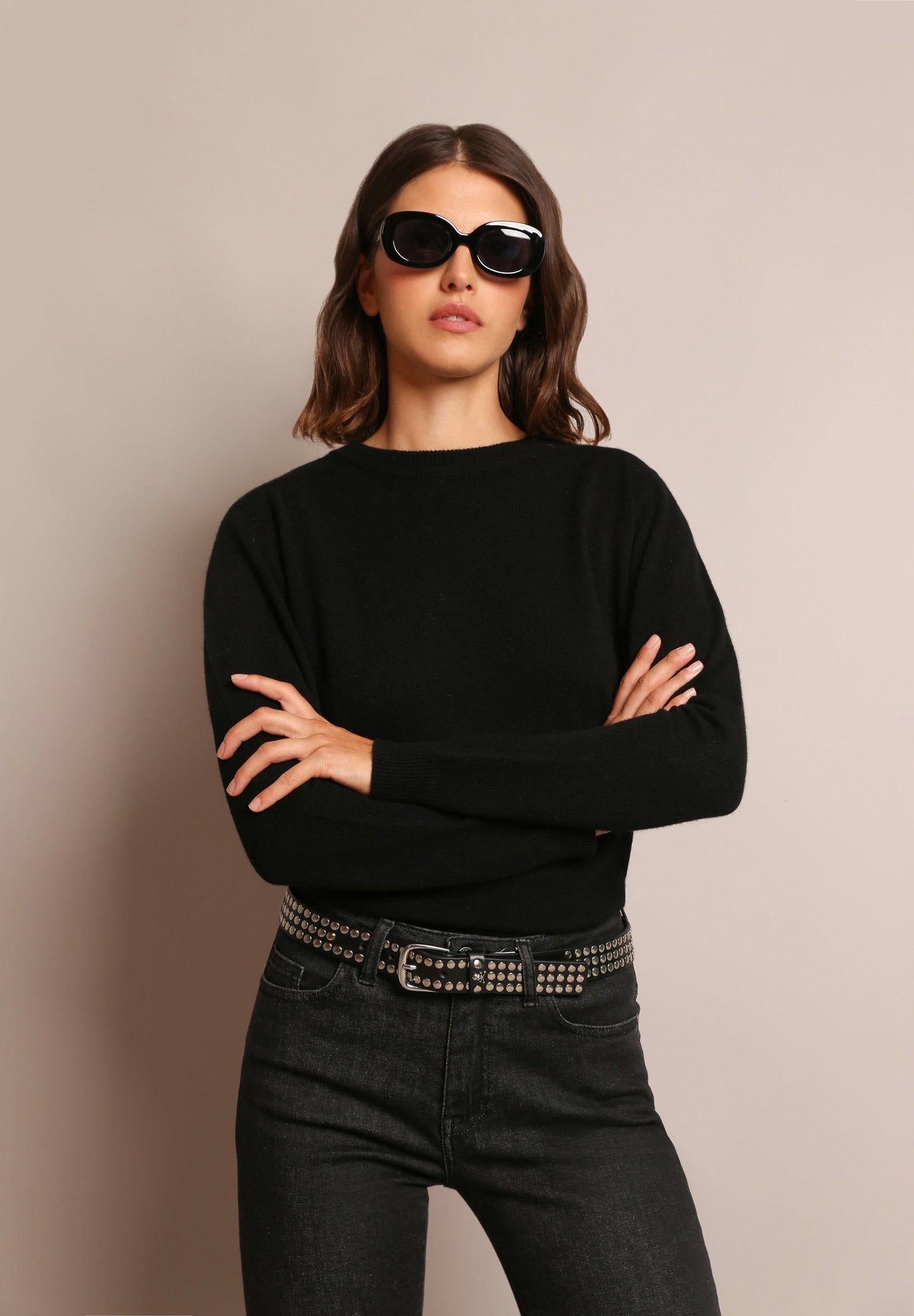 CASHMERE SWEATER WITH ROUND NECKLINE