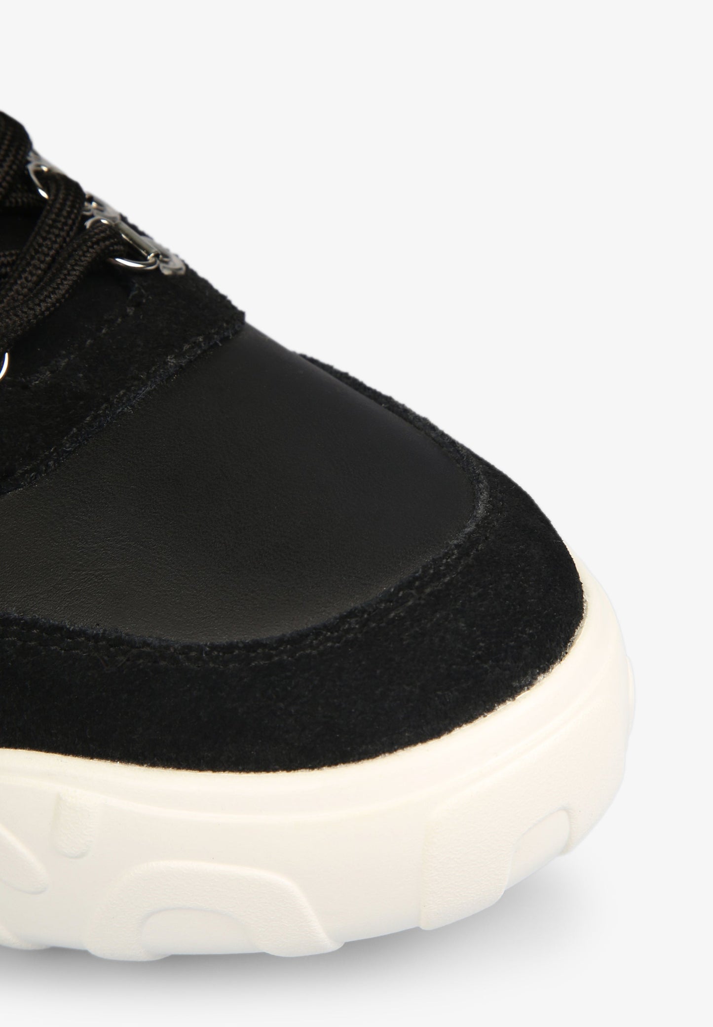 SNEAKERS WITH SPECIAL ANIMAL PRINT SOLES