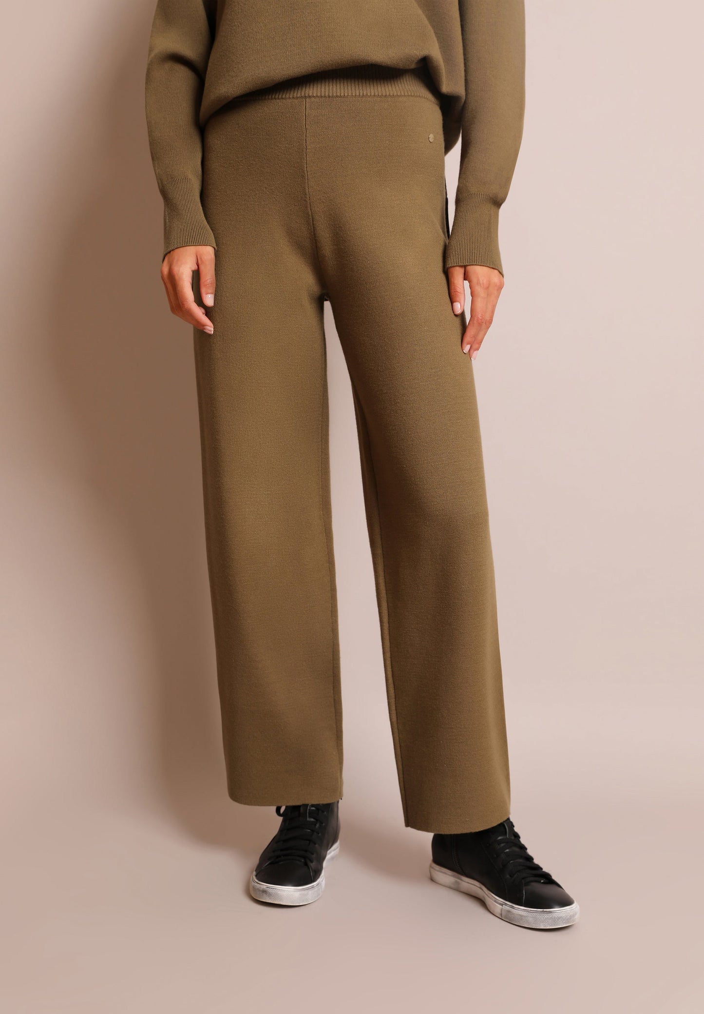 COMFY KNIT TROUSERS
