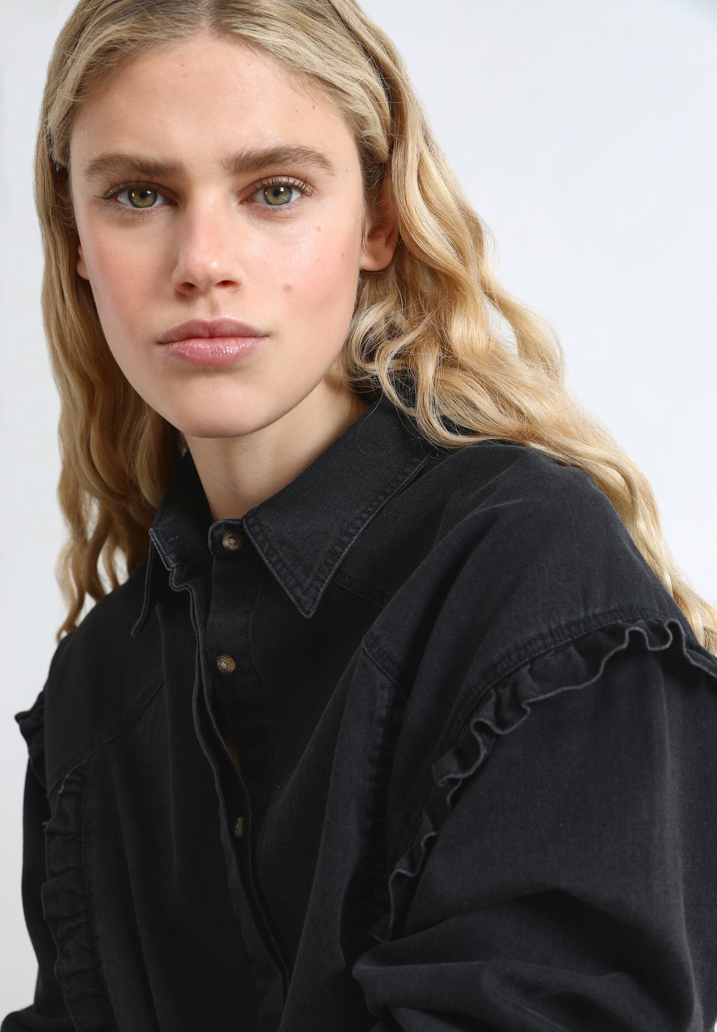 DENIM SHIRT WITH FRILL