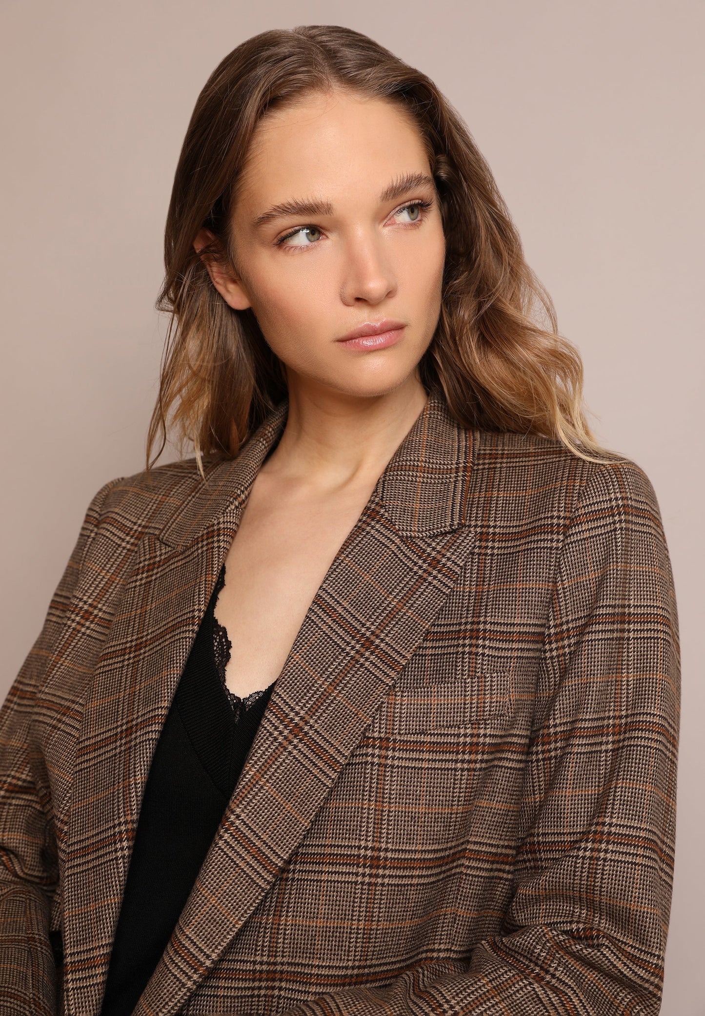 CROPPED CHECK BLAZER