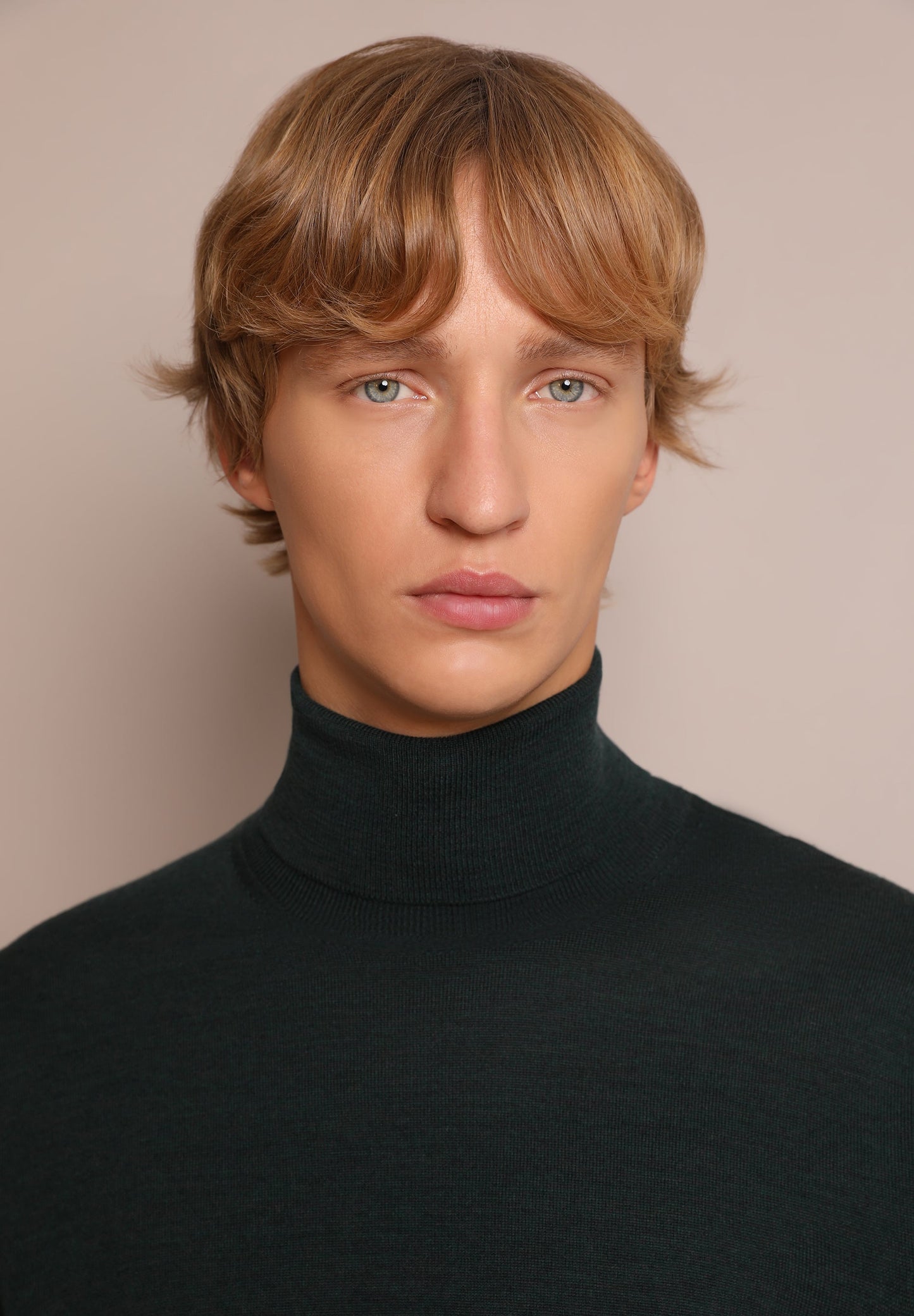 ROLL NECK WOOL SWEATER WITH SKULL