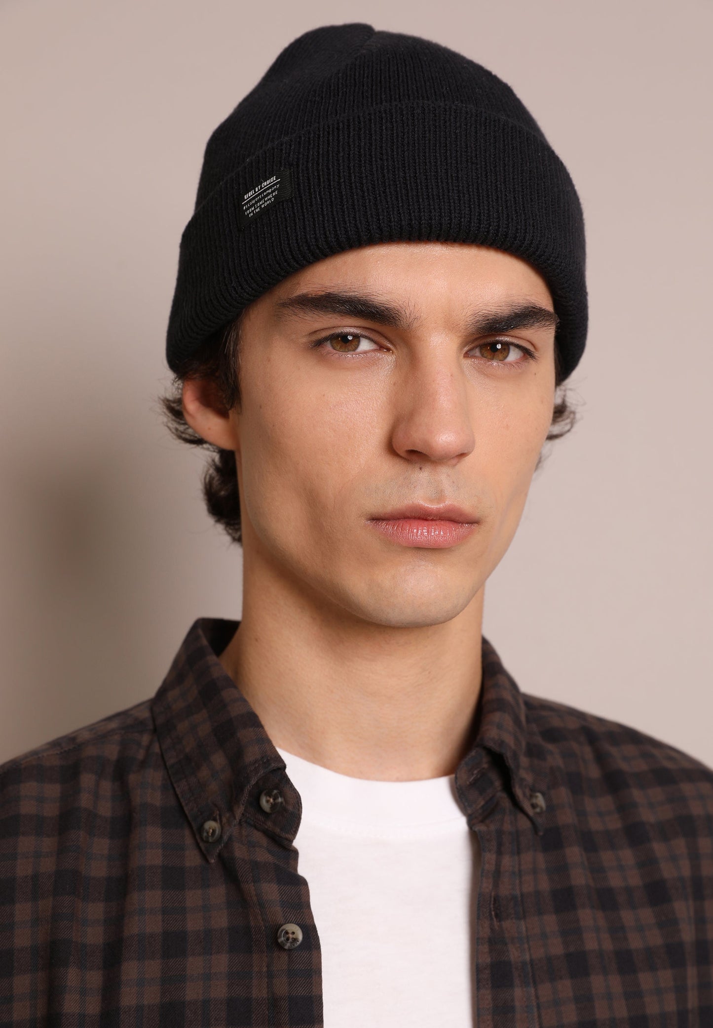 CHECK SHIRT WITH A BUTTON-DOWN COLLAR