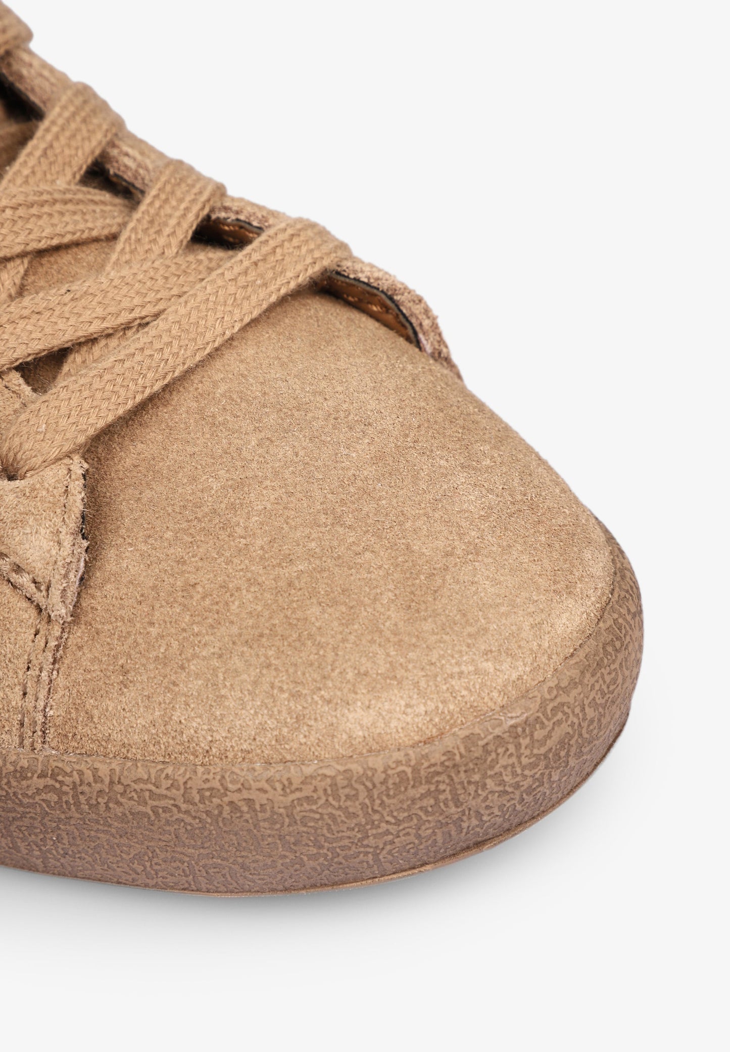 LOW TOP SUEDE SNEAKERS