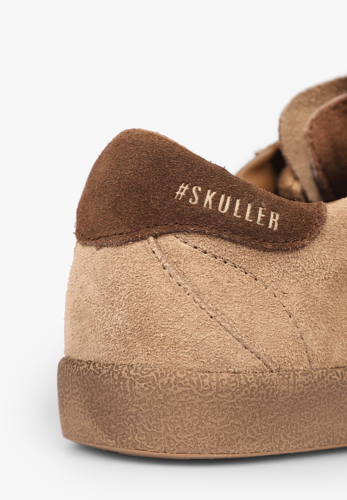 LOW TOP SUEDE SNEAKERS