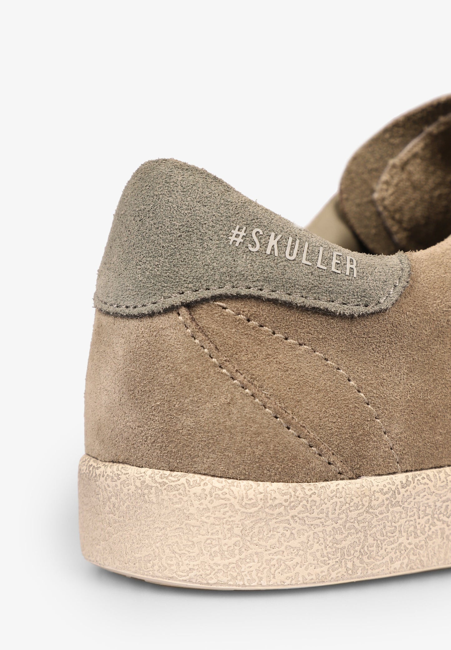 LOW TOP SUEDE SNEAKERS