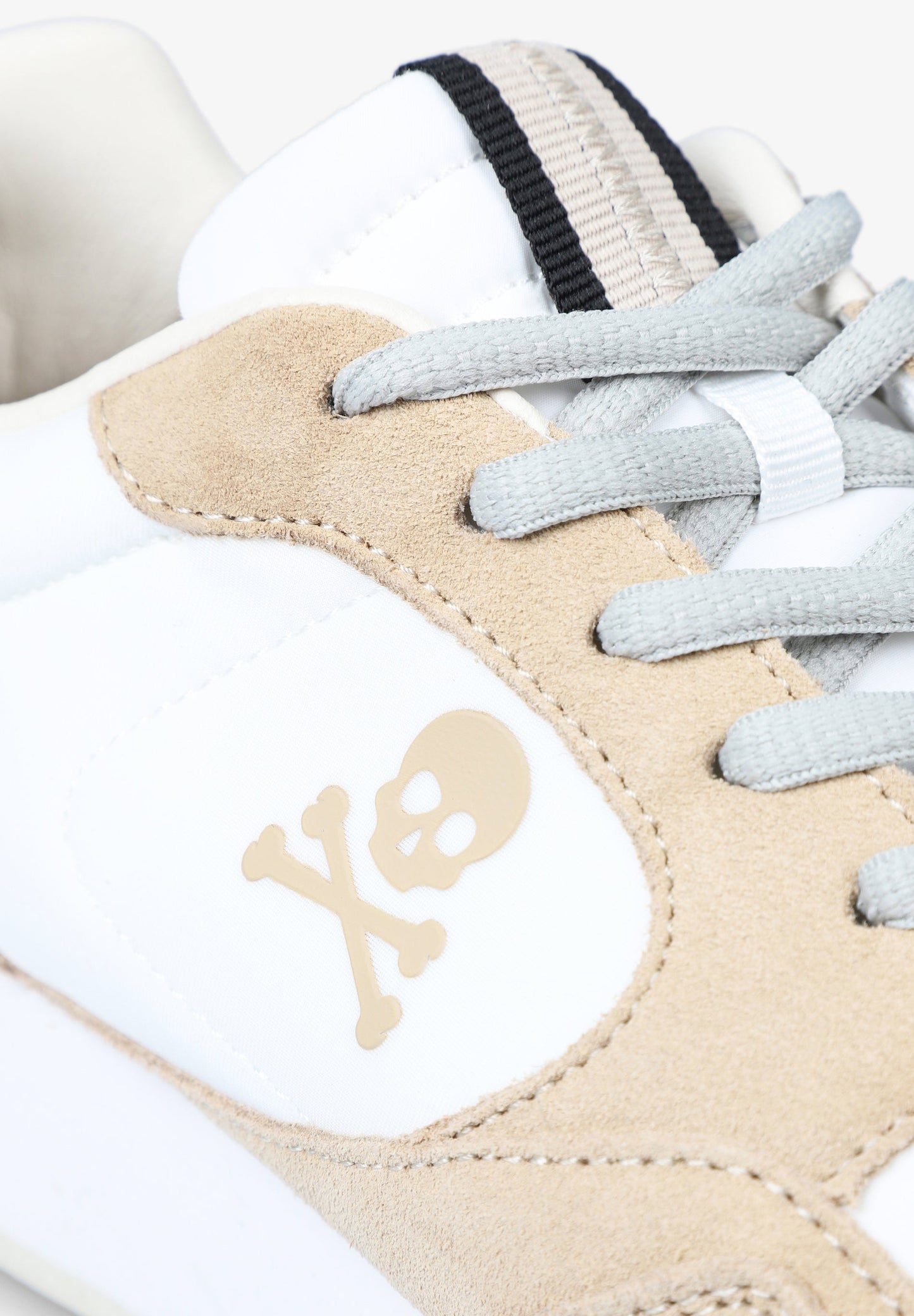 METALLIC SNEAKERS WITH PRONOUNCED SOLE