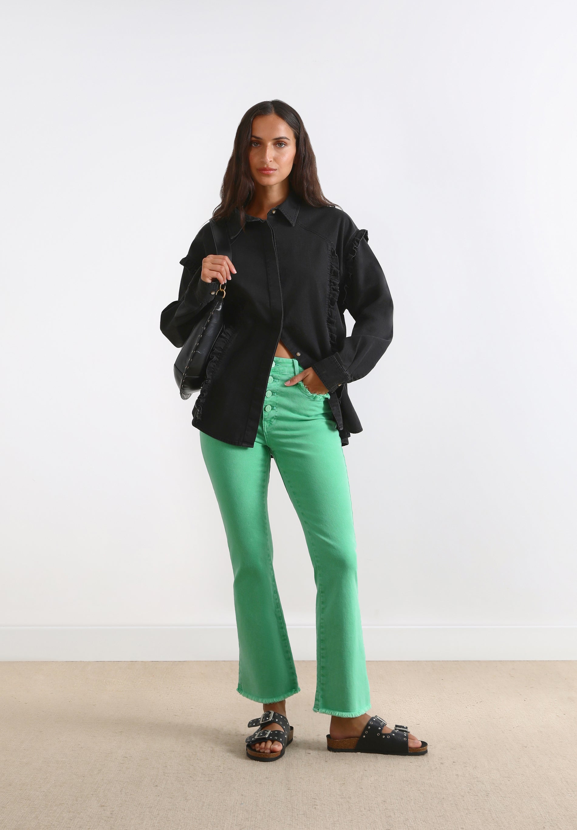 FADED ANKLE FLARED JEANS