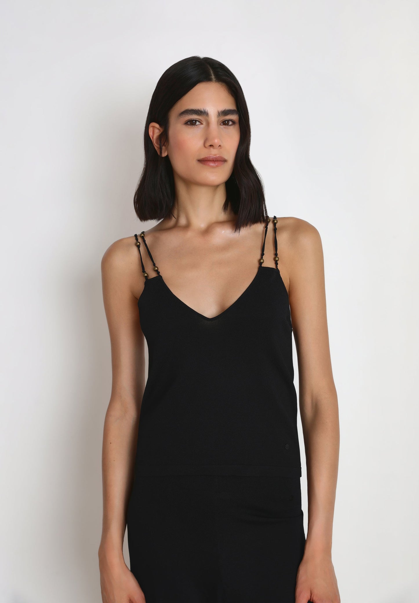 TOP WITH CROSSOVER STRAPS