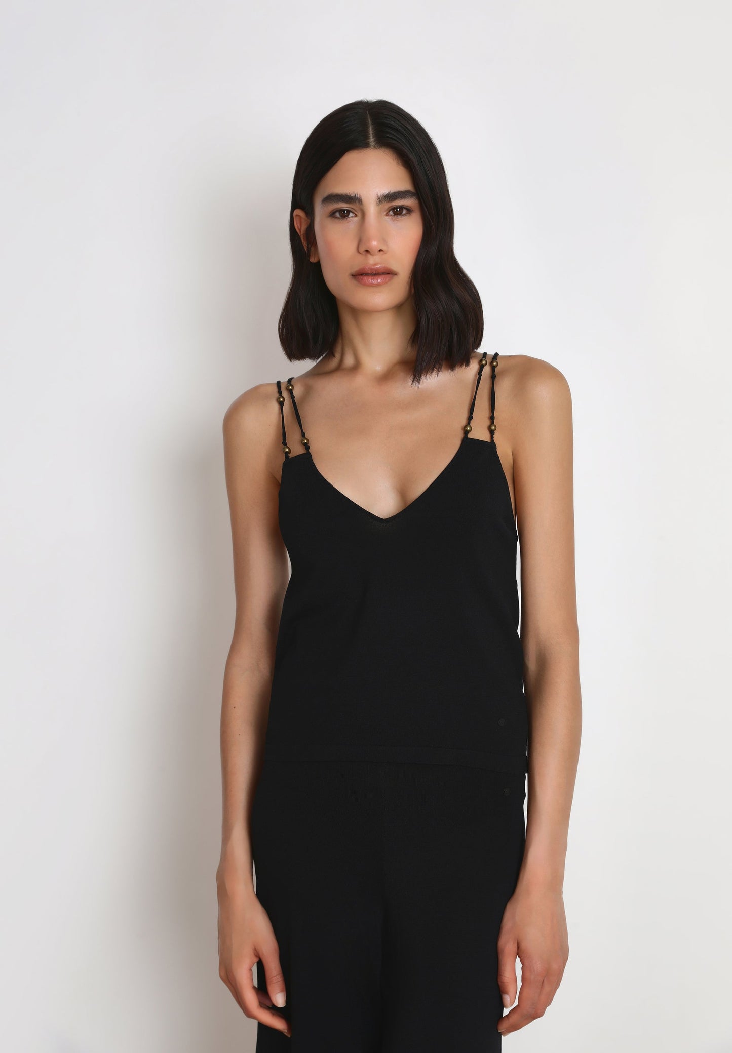 TOP WITH CROSSOVER STRAPS