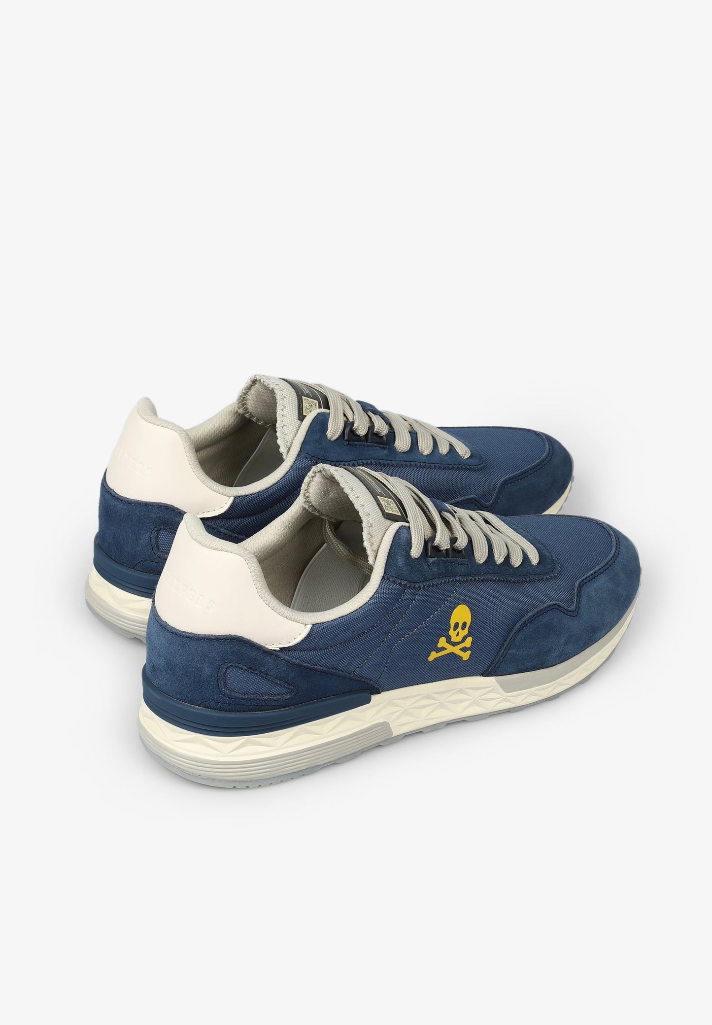 SNEAKERS WITH SIDE SKULL