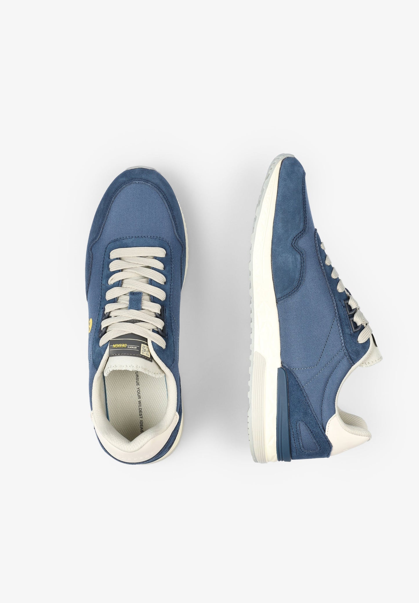 SNEAKERS WITH SIDE SKULL