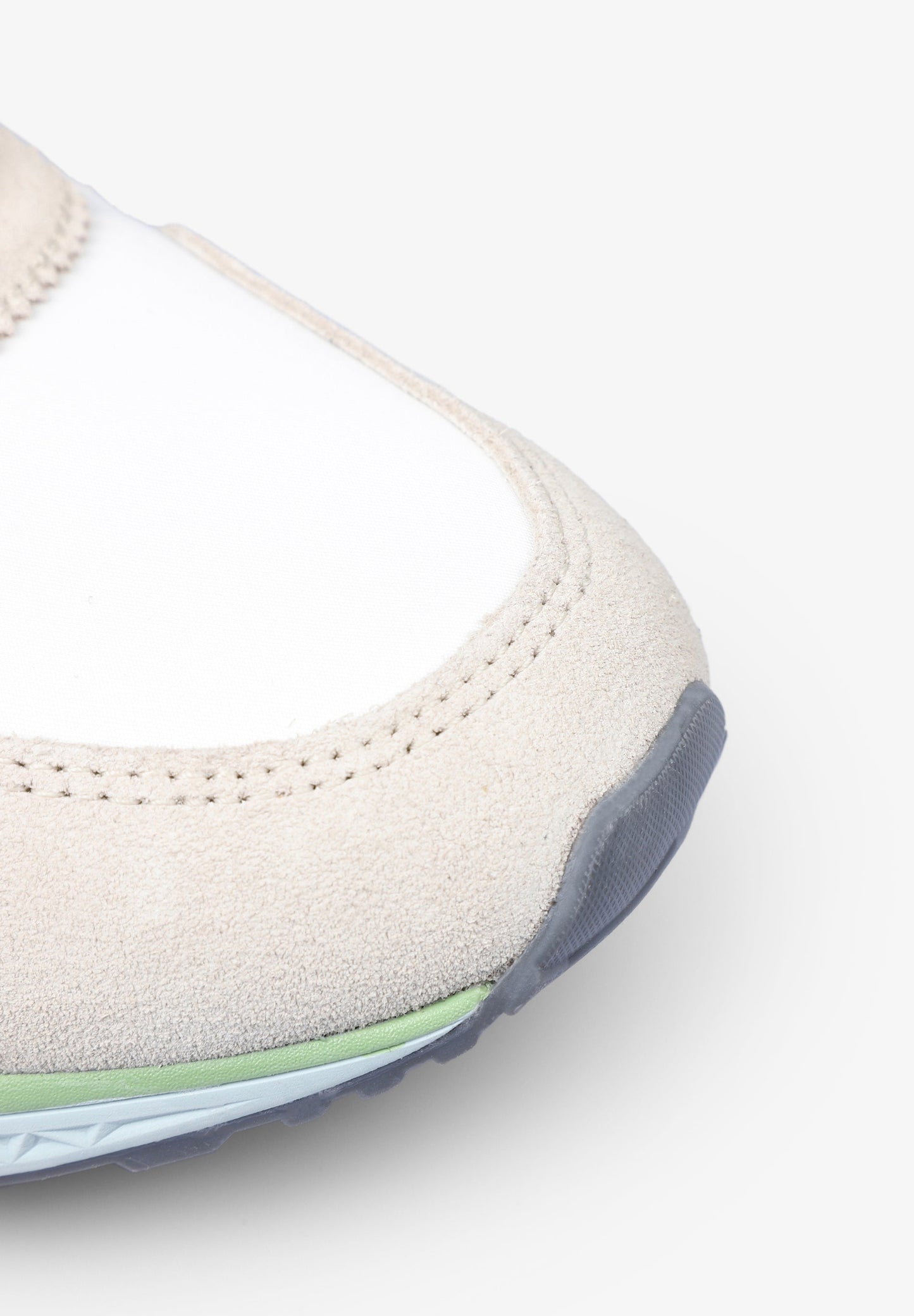 SNEAKERS WITH SIDE SKULL