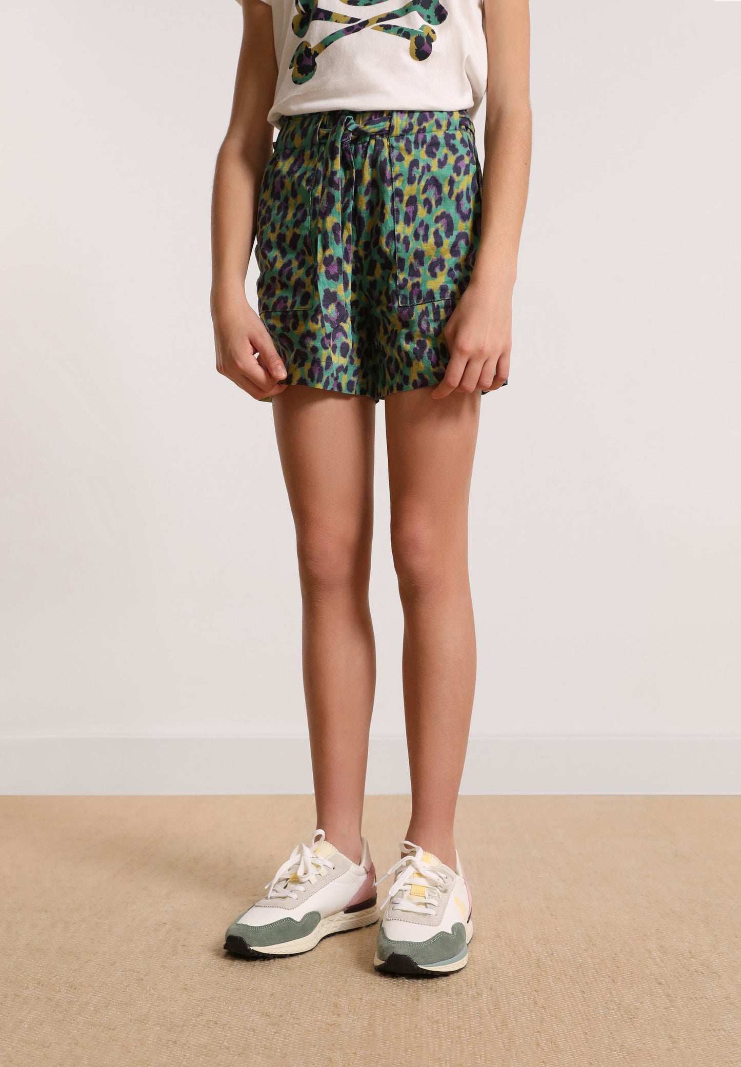 ANIMAL PRINT LOOSE-FITTING BERMUDA SHORTS