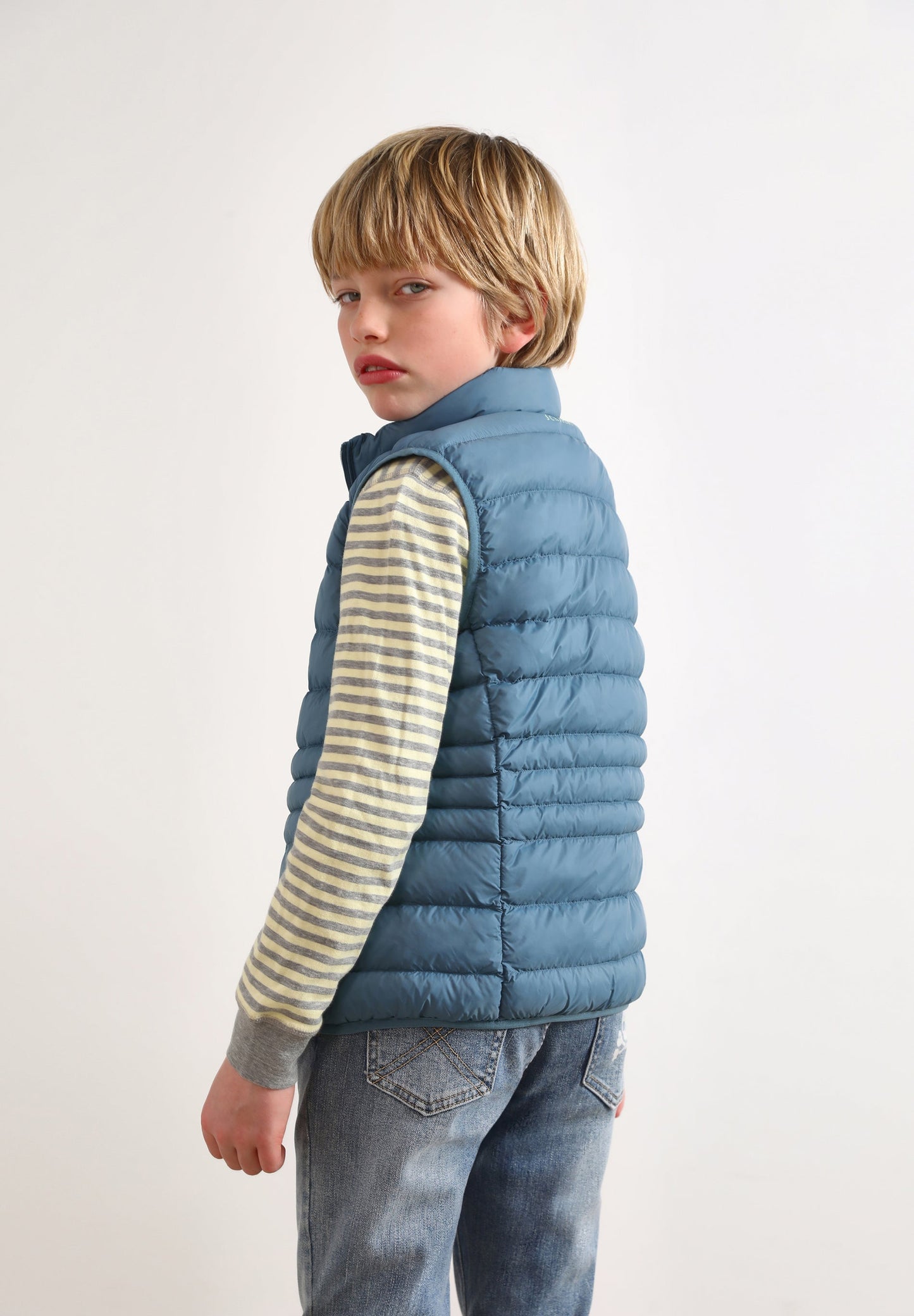 PUFFER VEST WITH SKULL