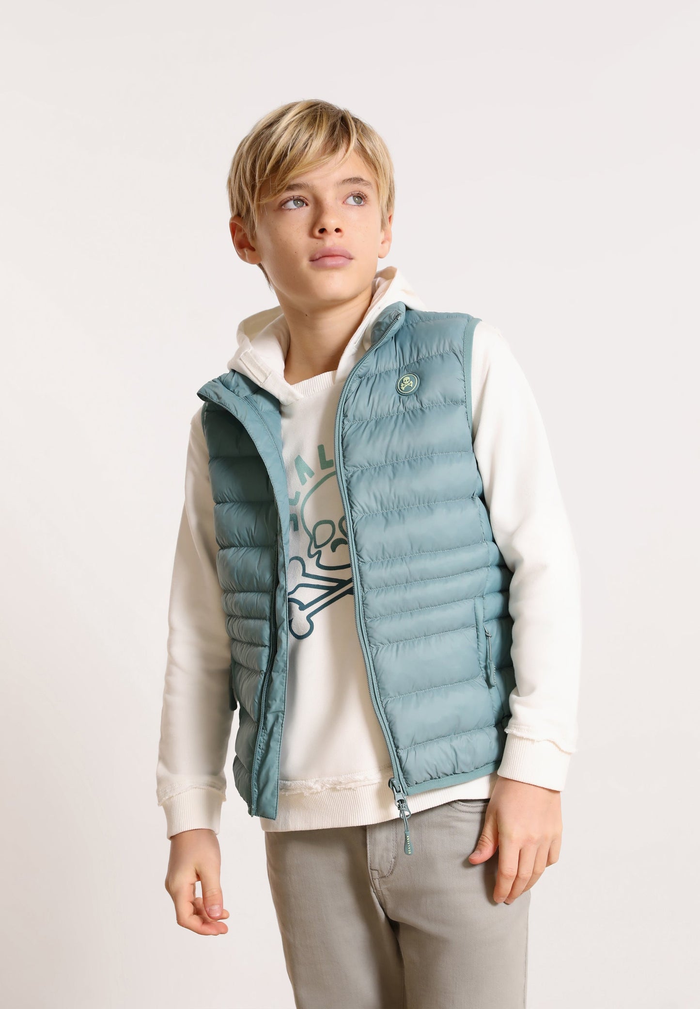 PUFFER VEST WITH SKULL